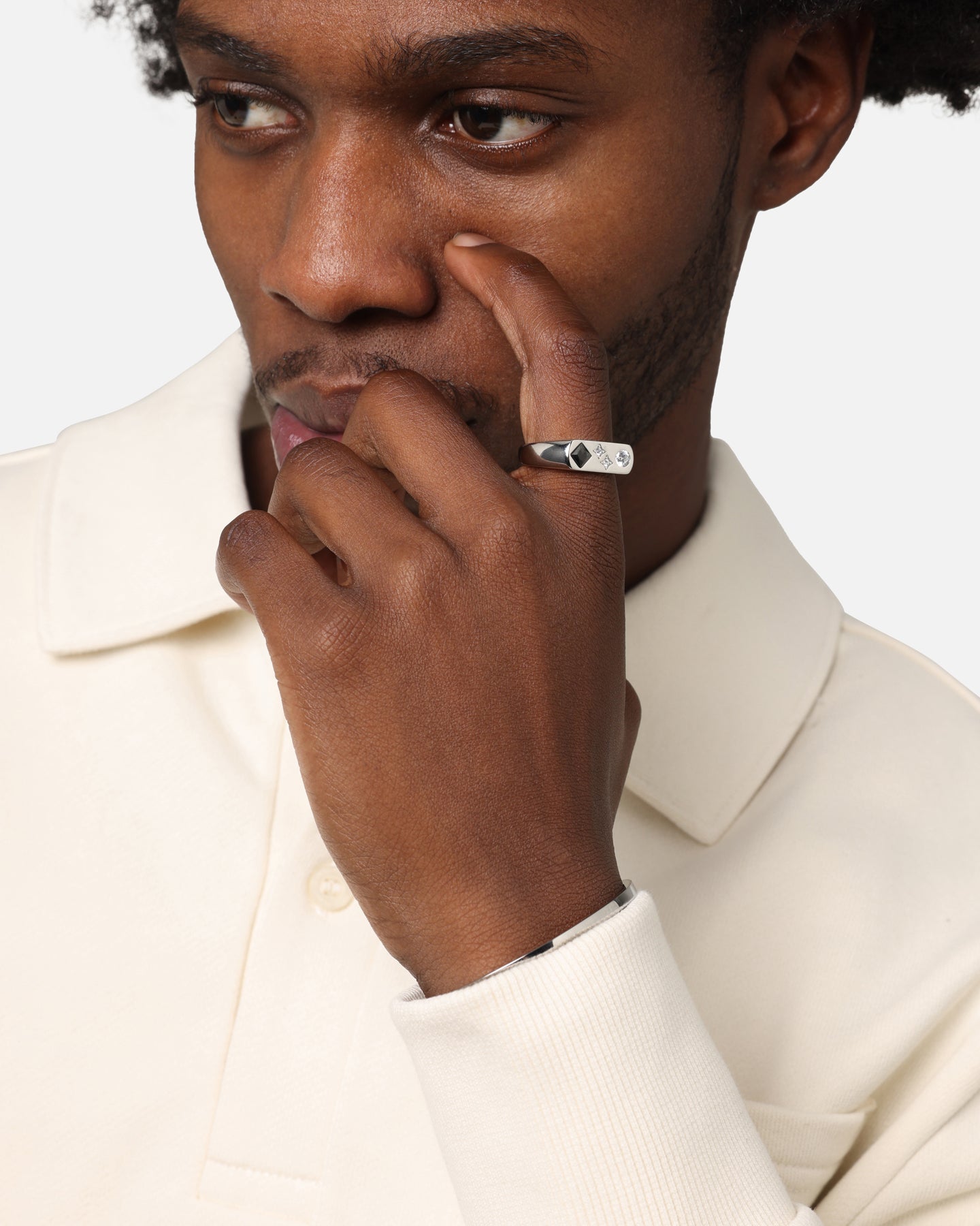 Saint Morta Iced Stars Signet Ring White Gold、mySite、zt4zffjzw