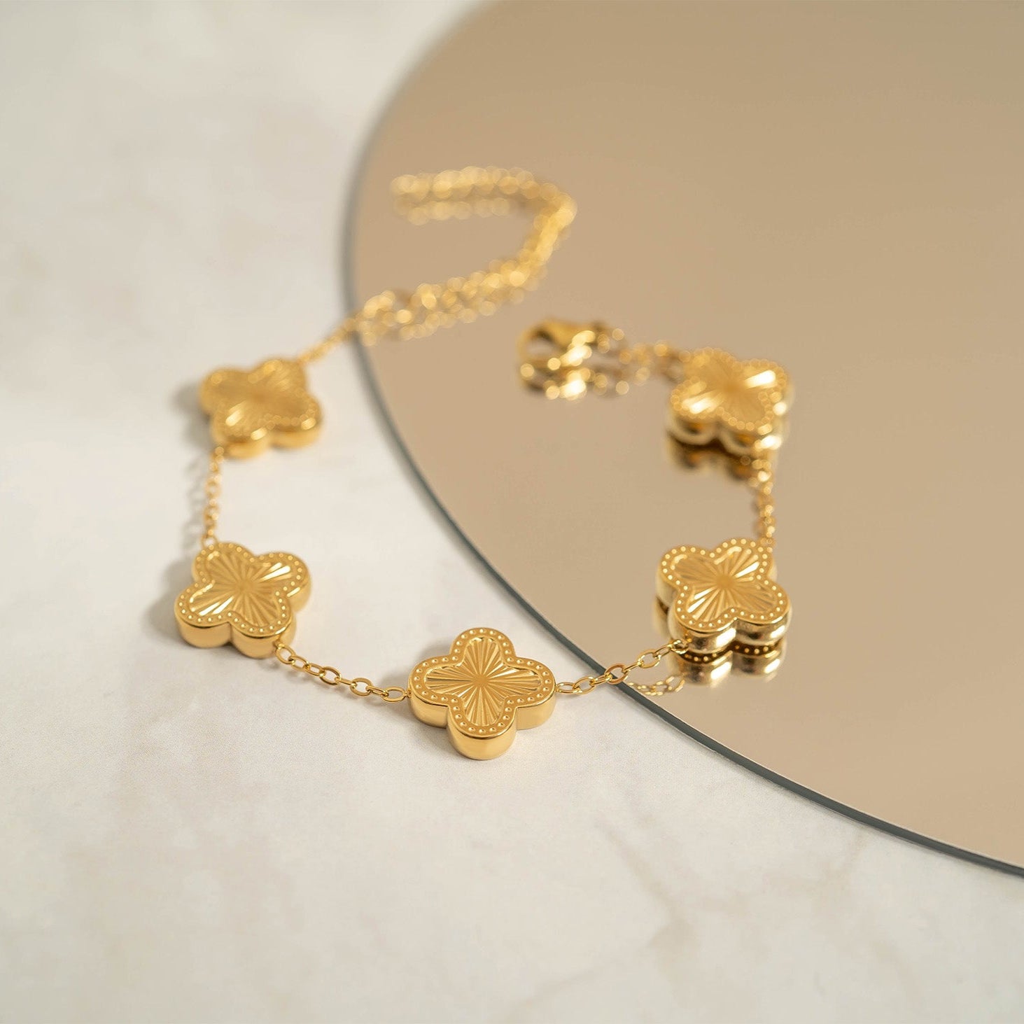 18K Gold PVD Stainless Steel Lucky Clover Charm Bracelet / BRJ1008、mySite、dreamappss