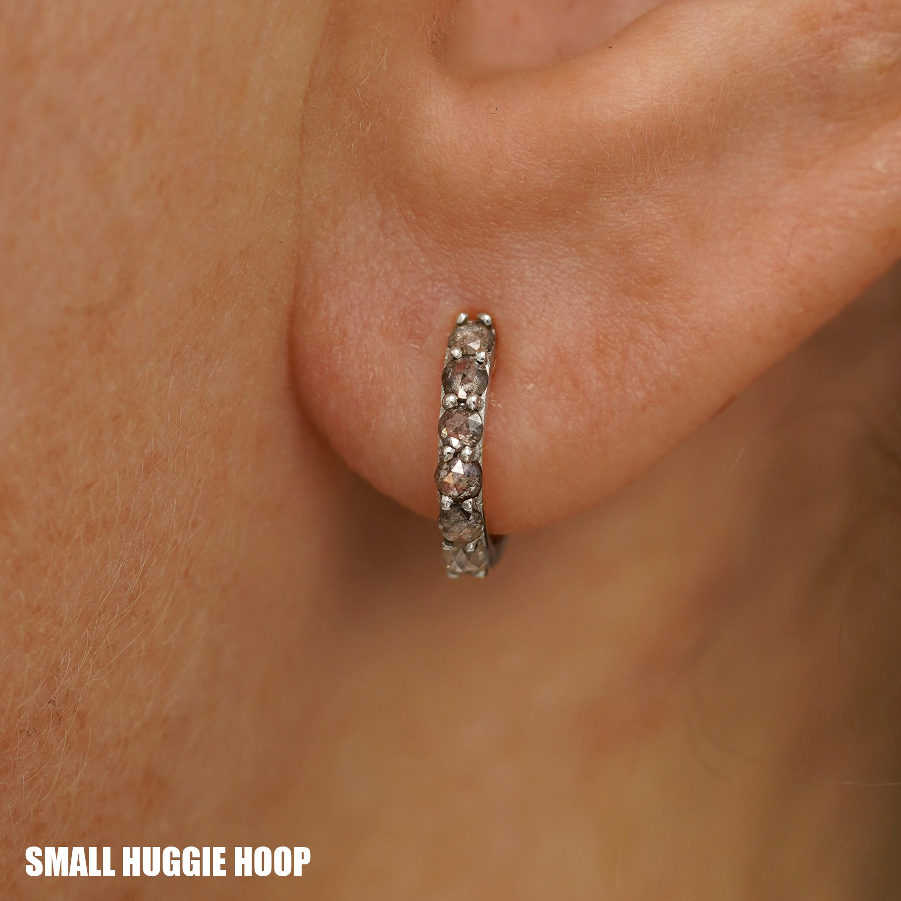 Salt and Pepper Diamond Huggie Hoop、mySite、hinf8tx79