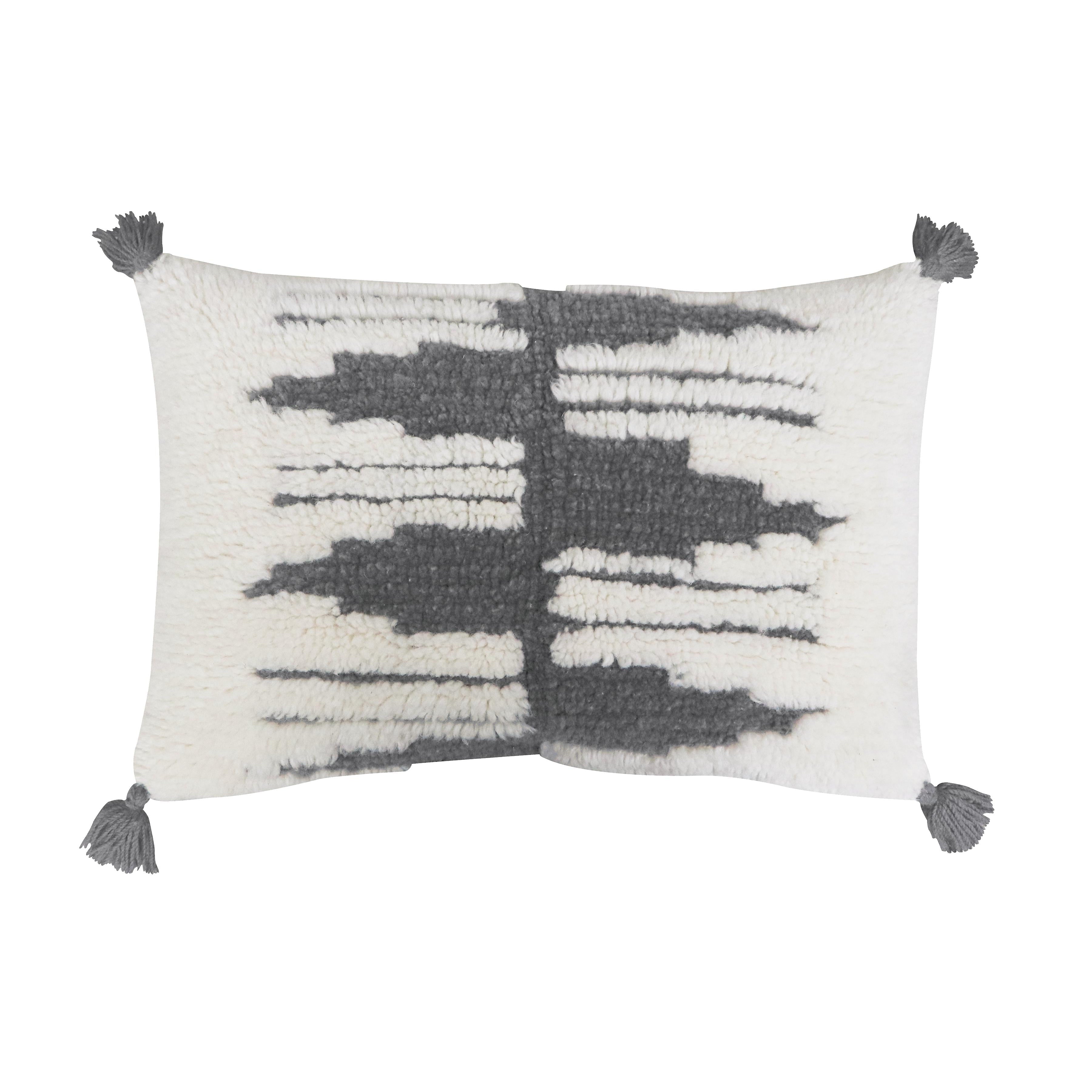 Nomad Zagros Natural-Grey Cushion、mySite、gigharbornorthrealestate