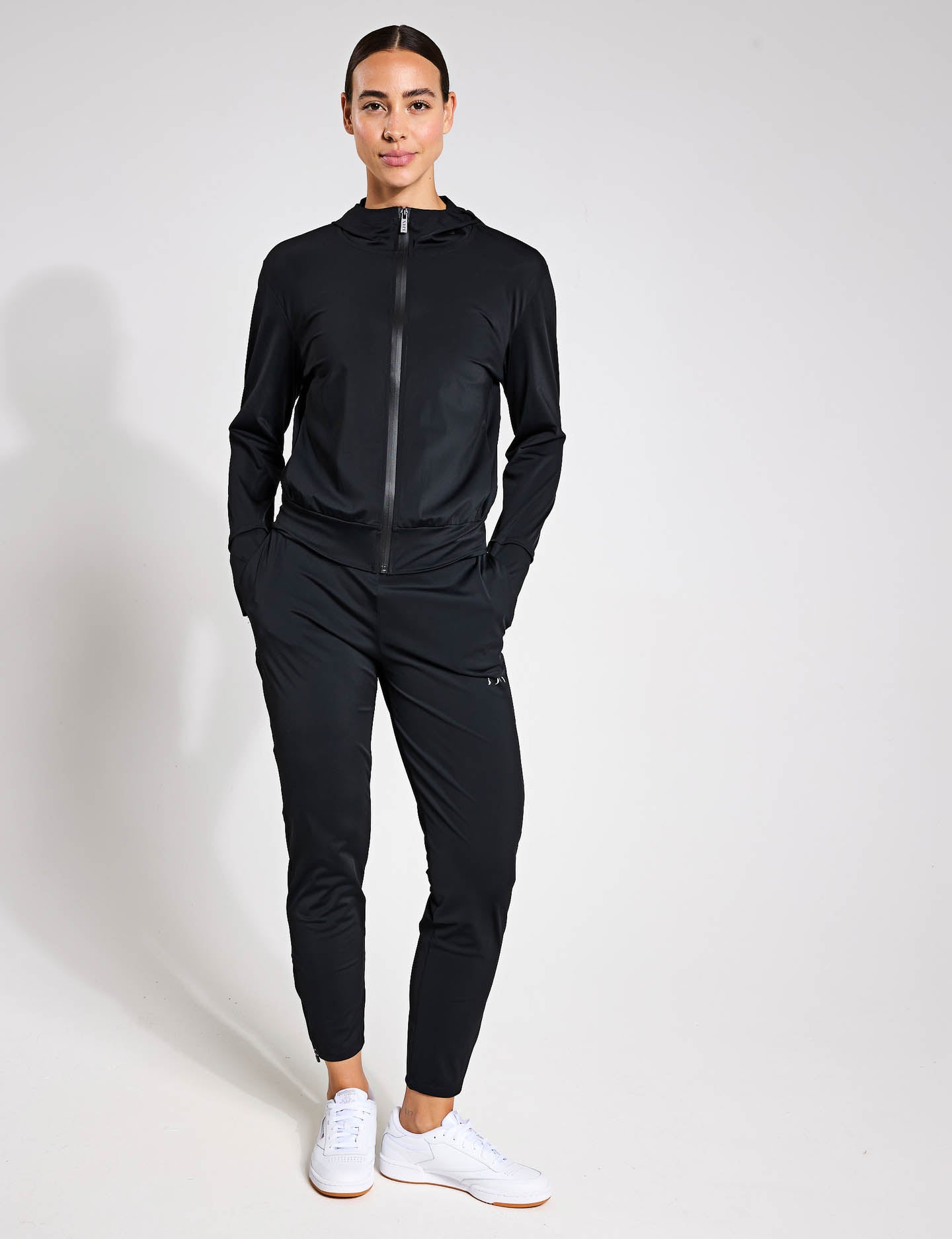 {product_title} - {shop_name}