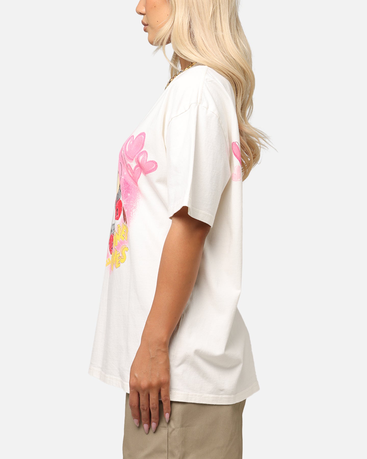 Goat Crew X Warner Bros. Looney Tunes In Love Looney Heavy T-Shirt Off White、mySite、zt4zffjzw