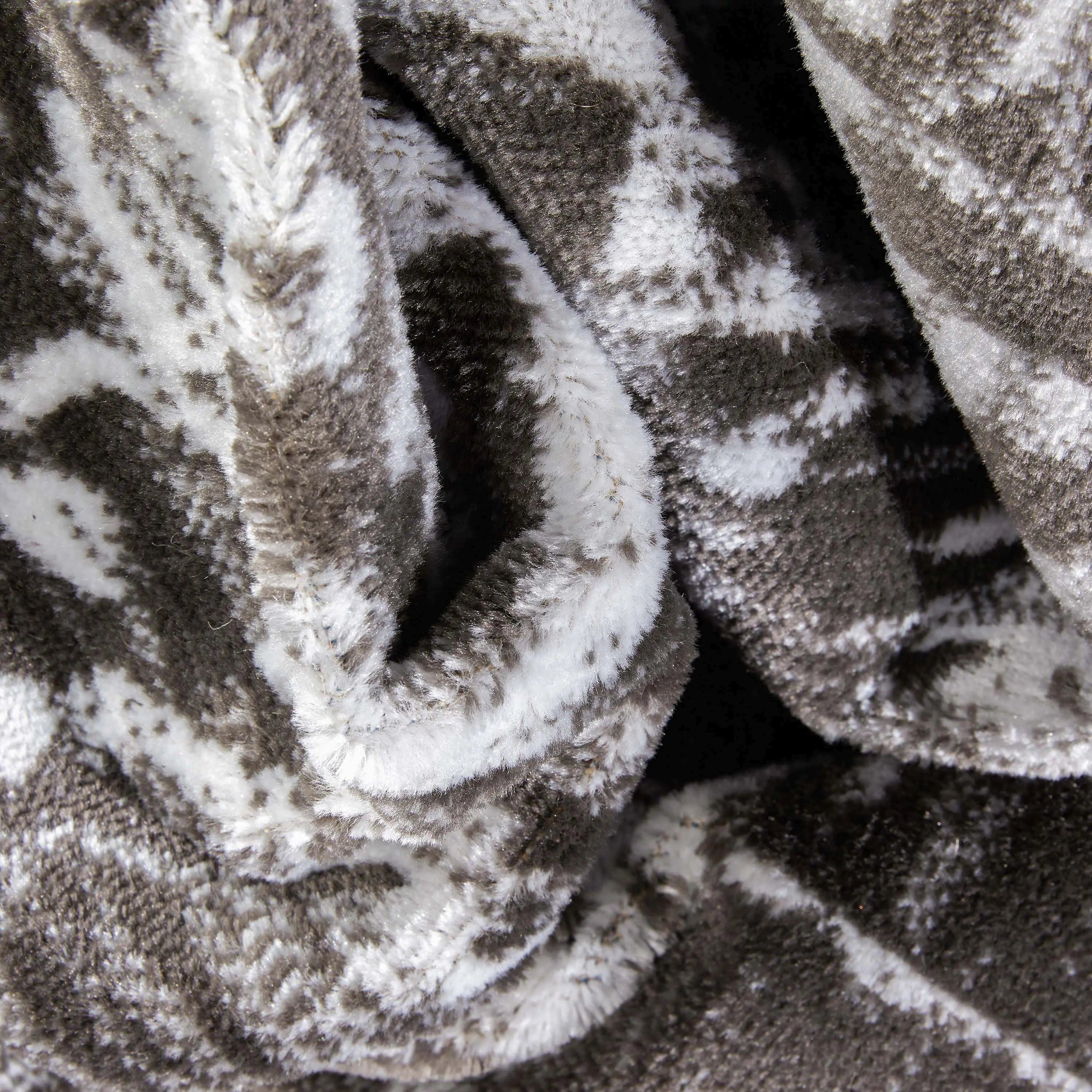 Disa Vintage Medallion Grey Soft Rug By Chill Rugs、mySite、gigharbornorthrealestate