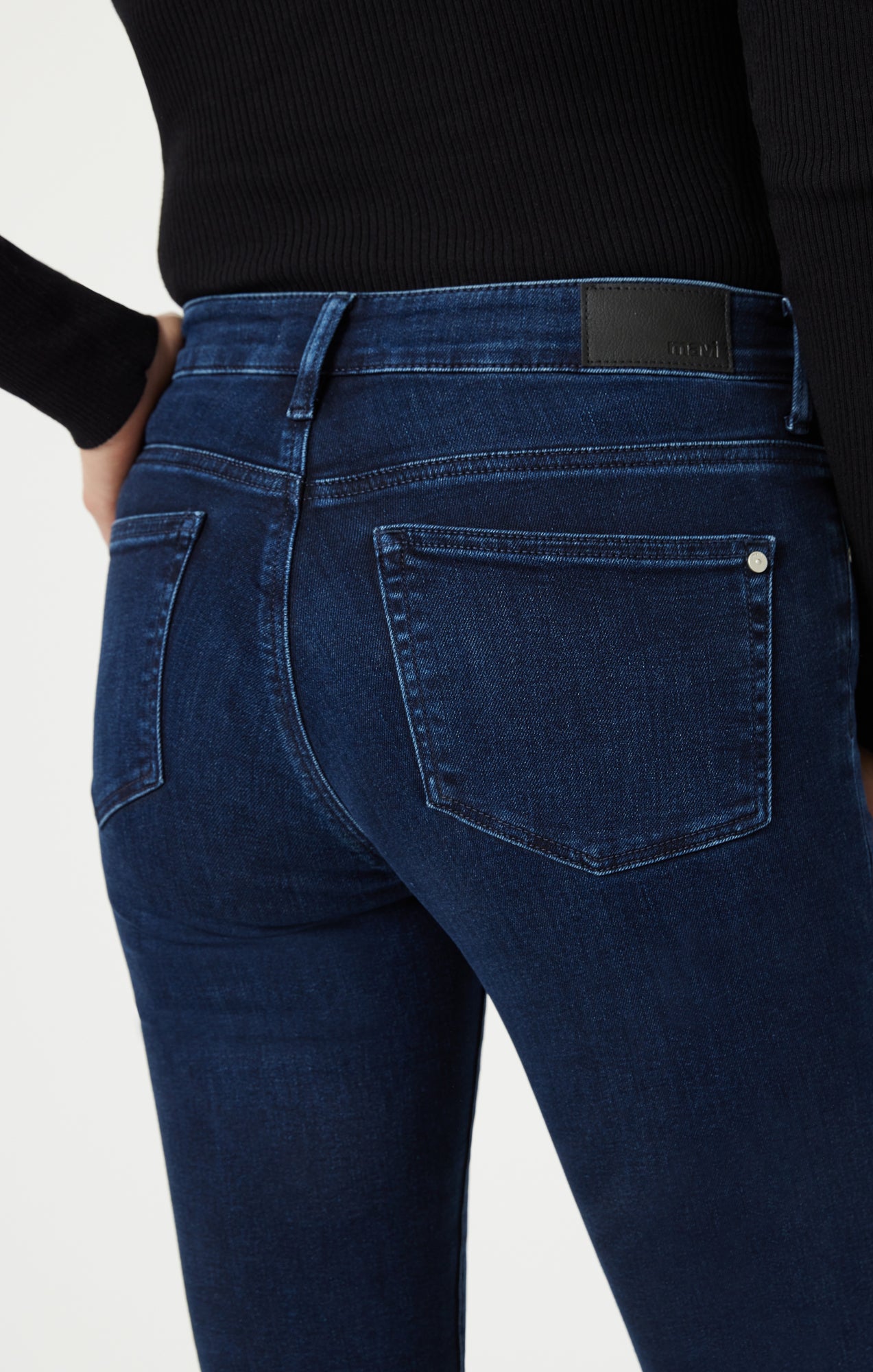 {product_title} - {shop_name}