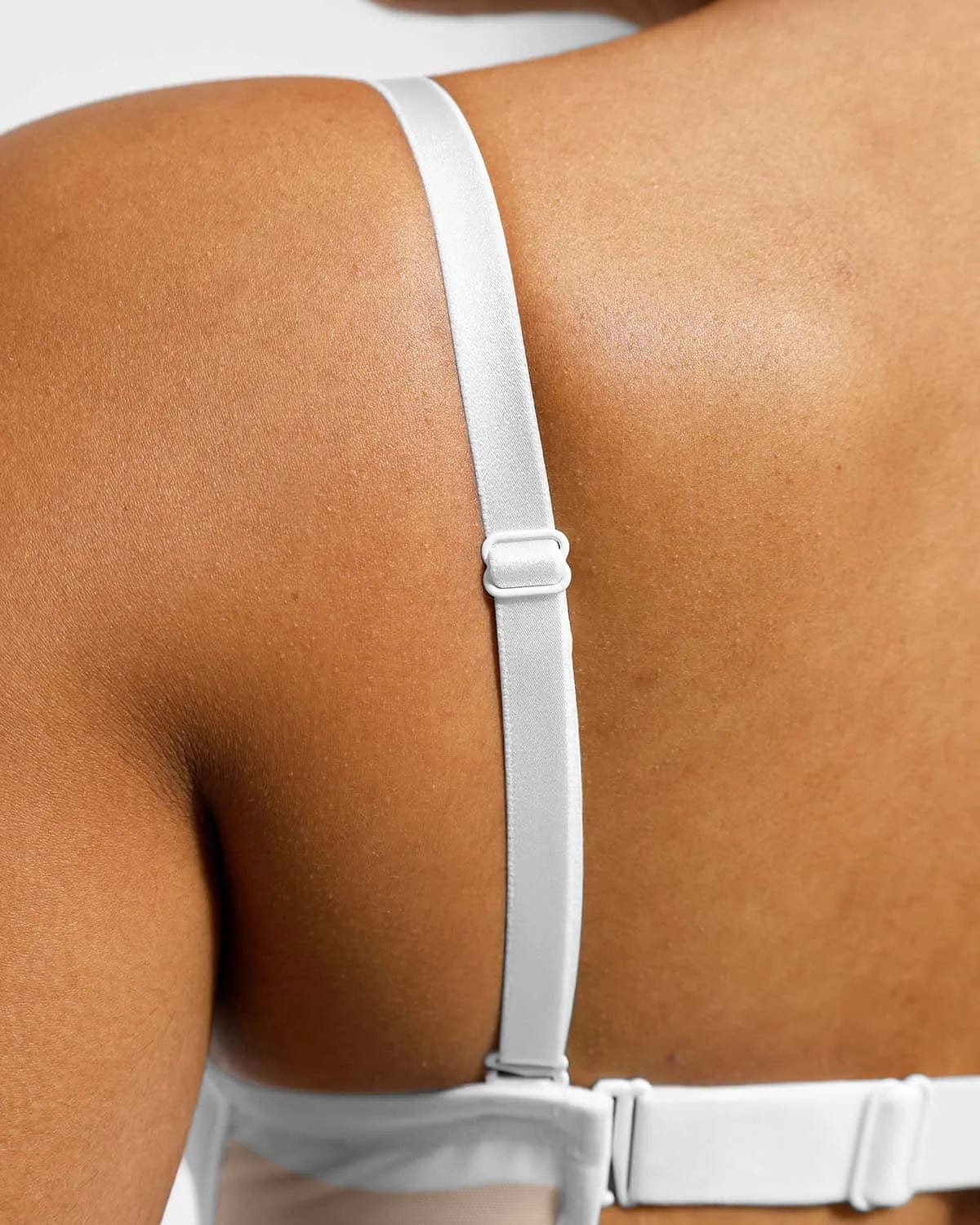 AirSlim® Deep Plunge Low-Back Thong Bodysuit、mySite、bengalsvssteelers