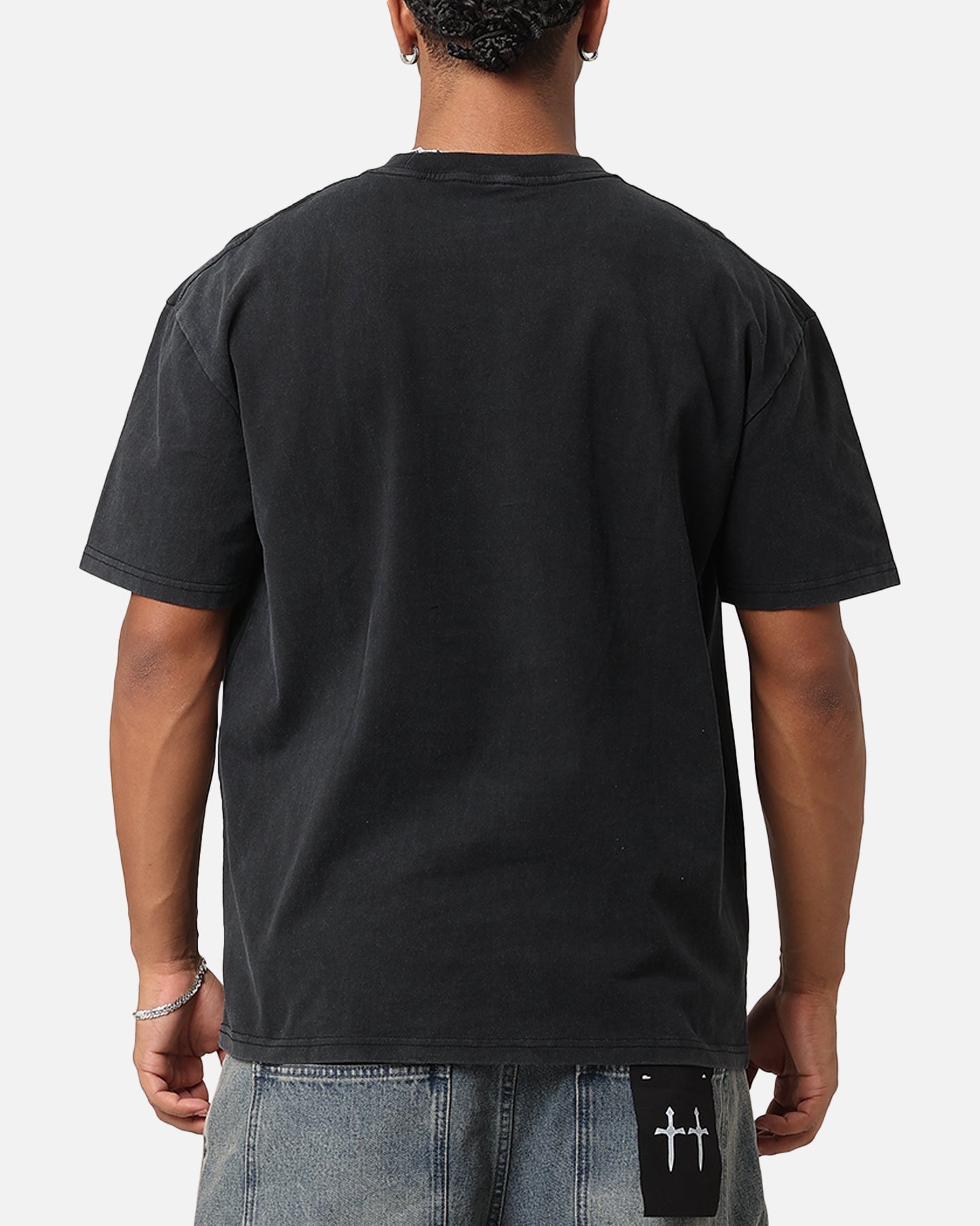 {product_title} - {shop_name}