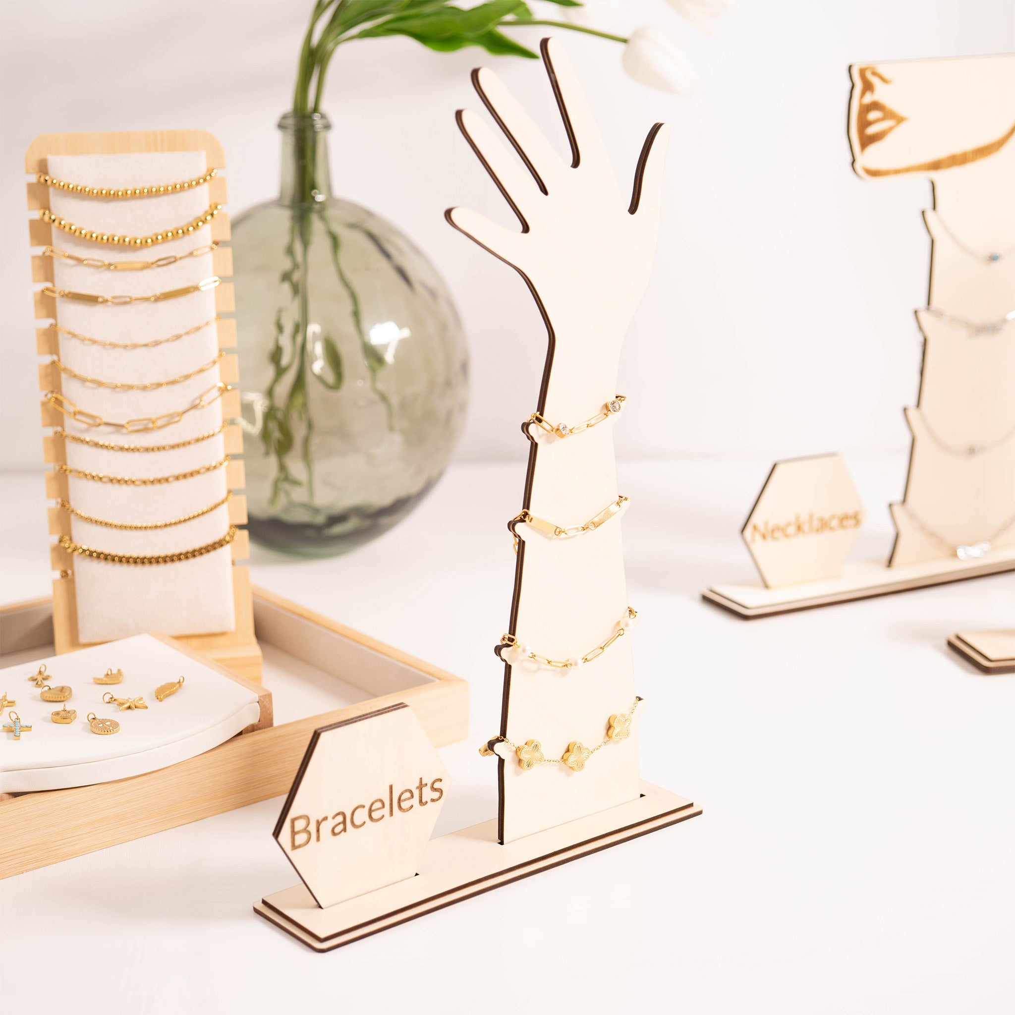 Bracelet Standee Assembly Display / DSP0040、mySite、dreamappss