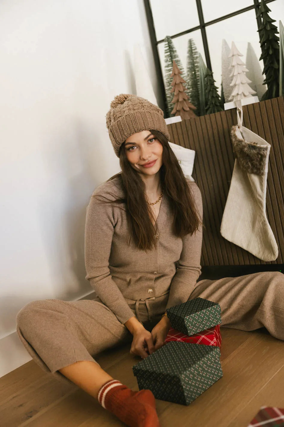 {product_title} - {shop_name}