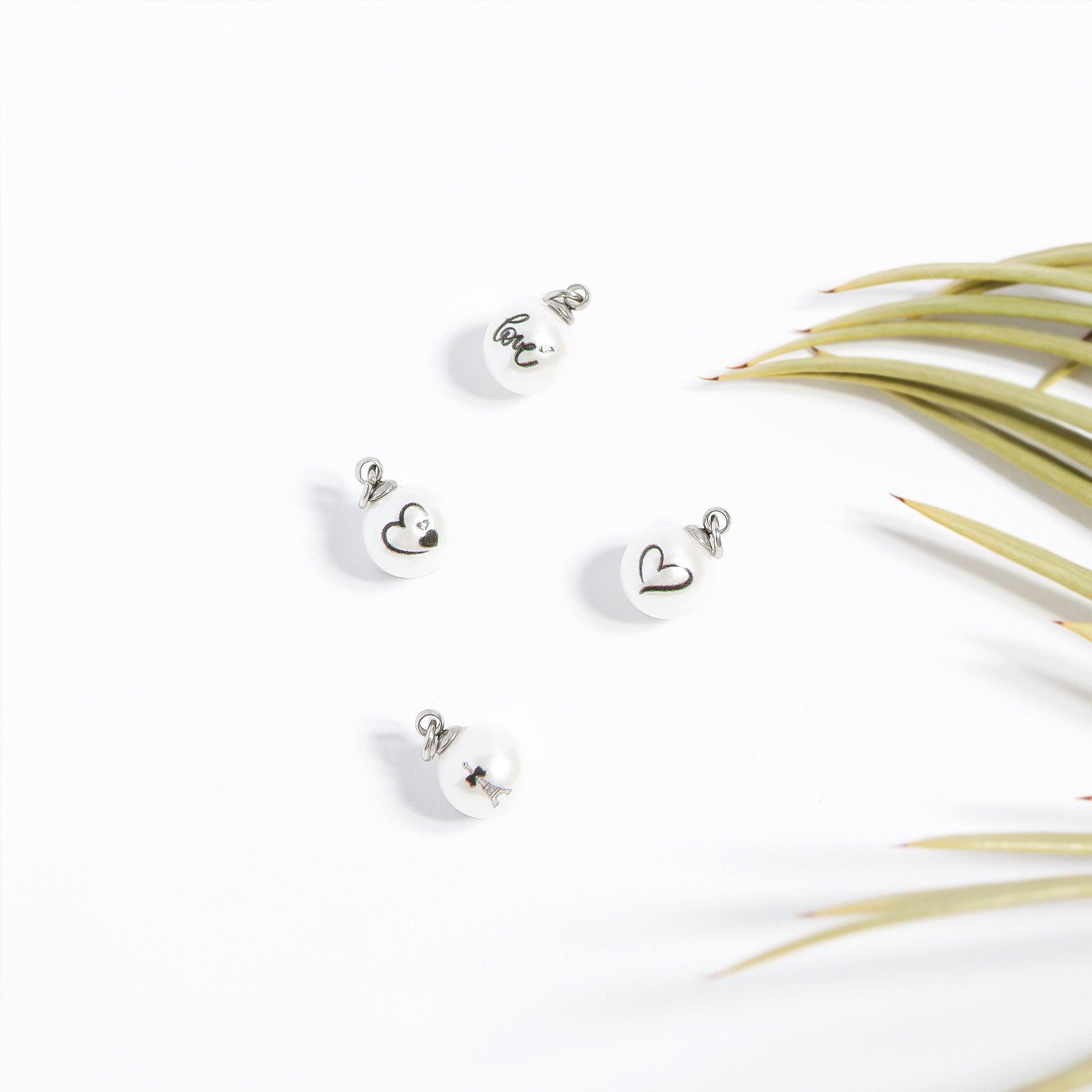 18K Gold PVD Stainless Steel 8mm Single Heart Printed Pearl Charm / PDL0246、mySite、dreamappss