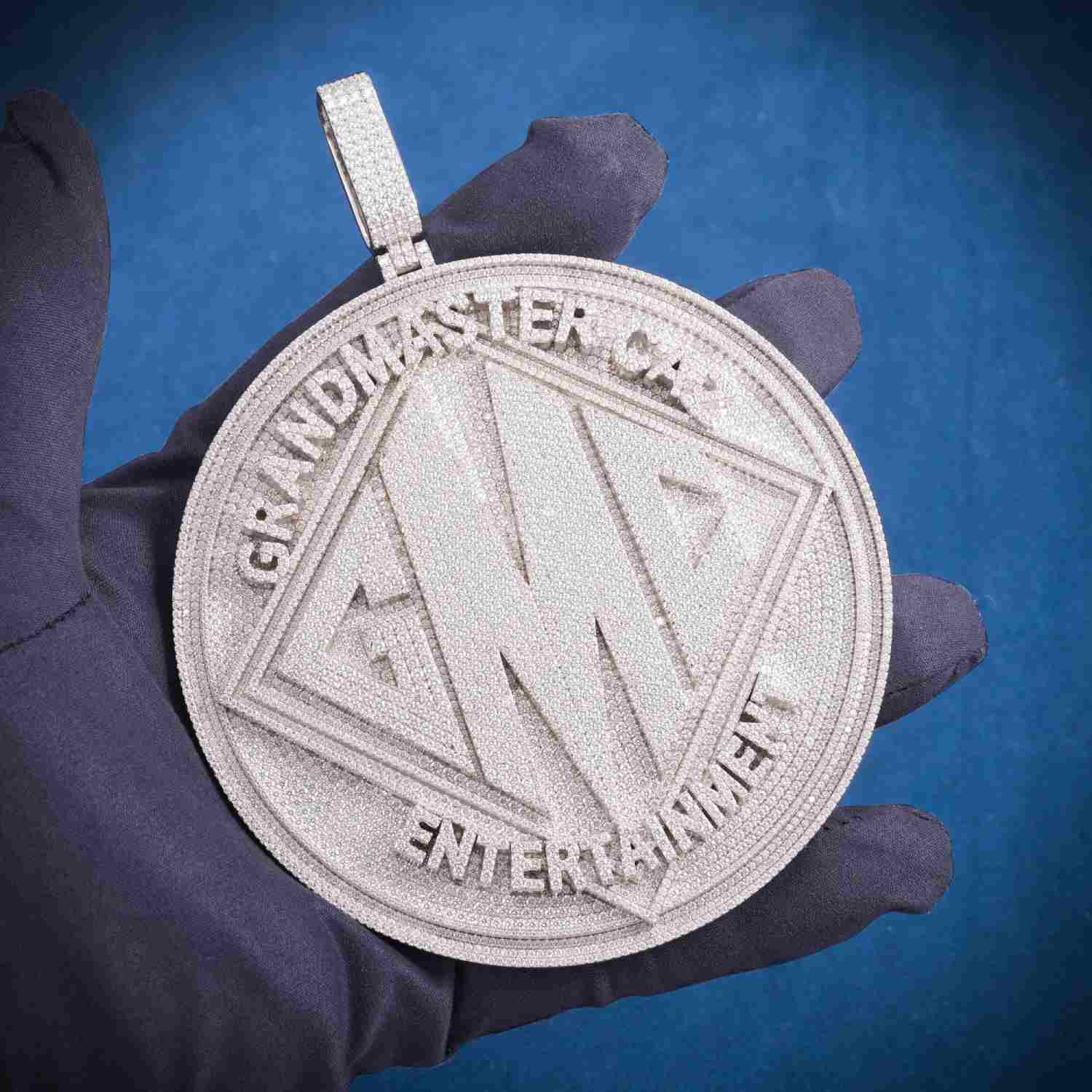 M Custom Moissanite Pendant 14K Gold、mySite、hinf8tx79