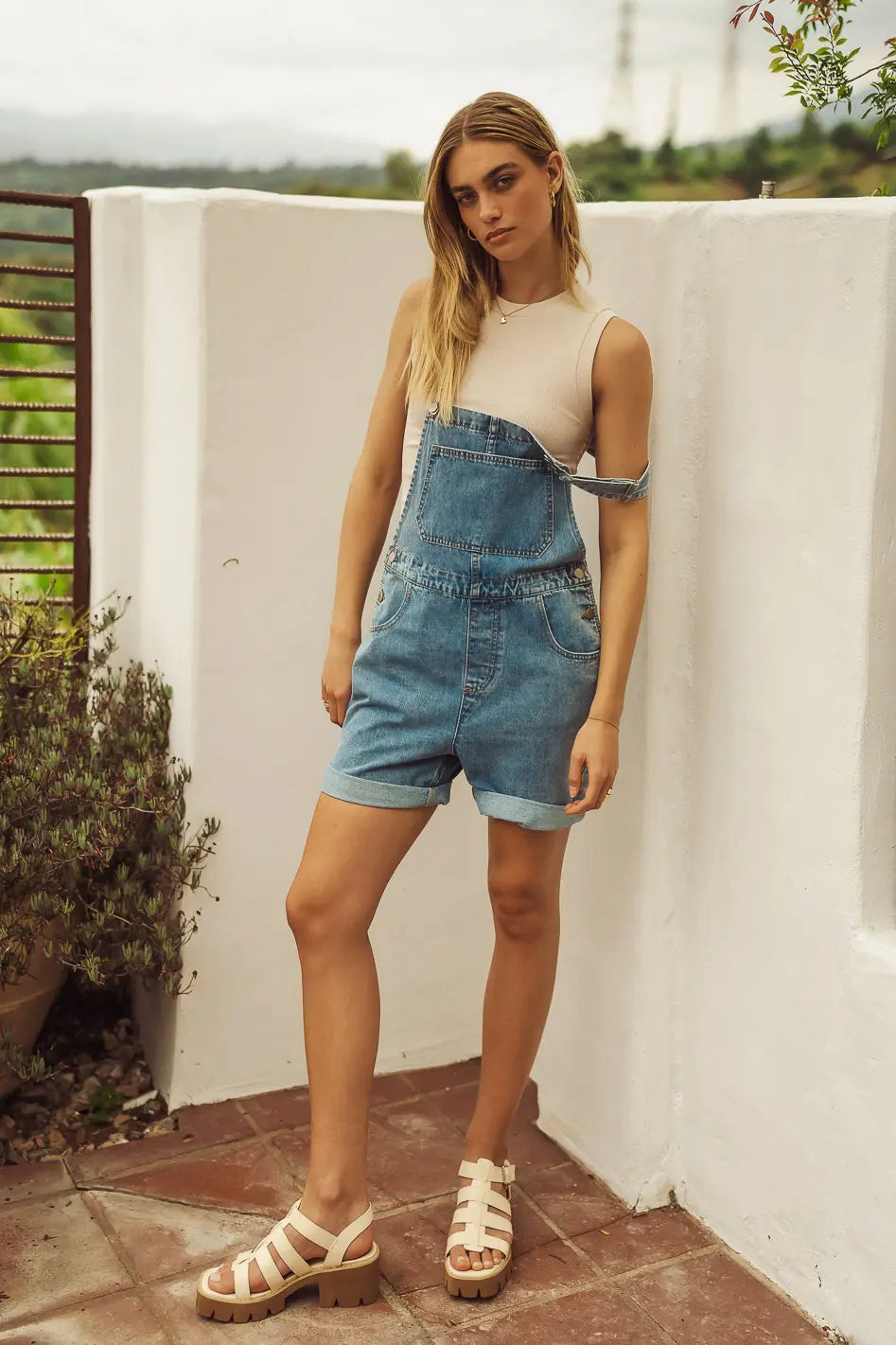 {product_title} - {shop_name}