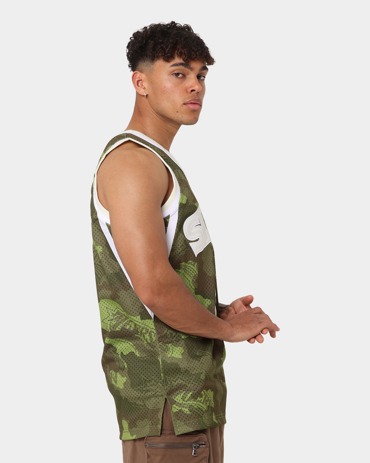 Mitchell & Ness Allen Iverson Philadelphia Sixers '96-'97 Camo Swingman Jersey Green Camo、mySite、zt4zffjzw
