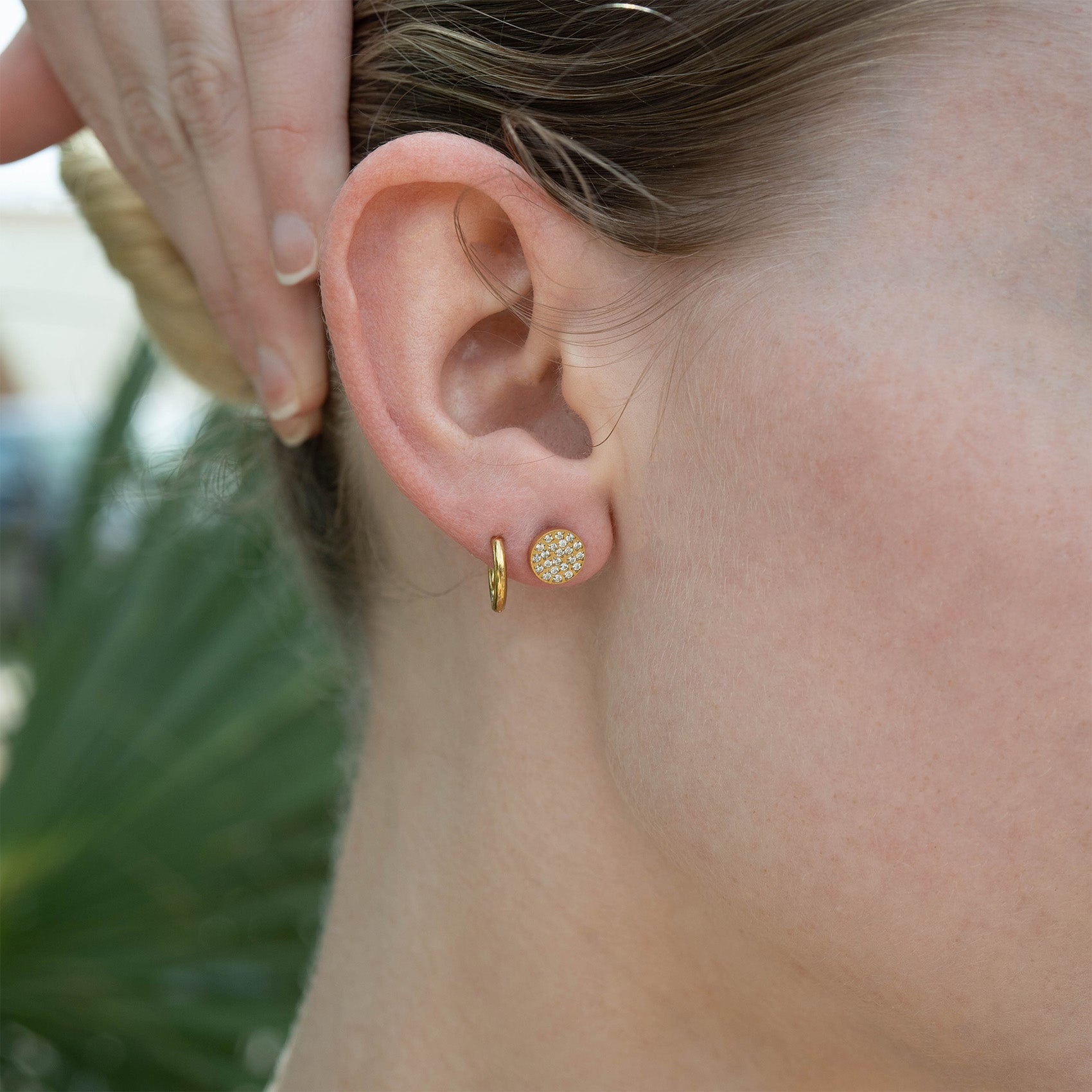 18K Gold PVD Stainless Steel Round Stud Pave Stones Earrings / ERJ0078、mySite、dreamappss