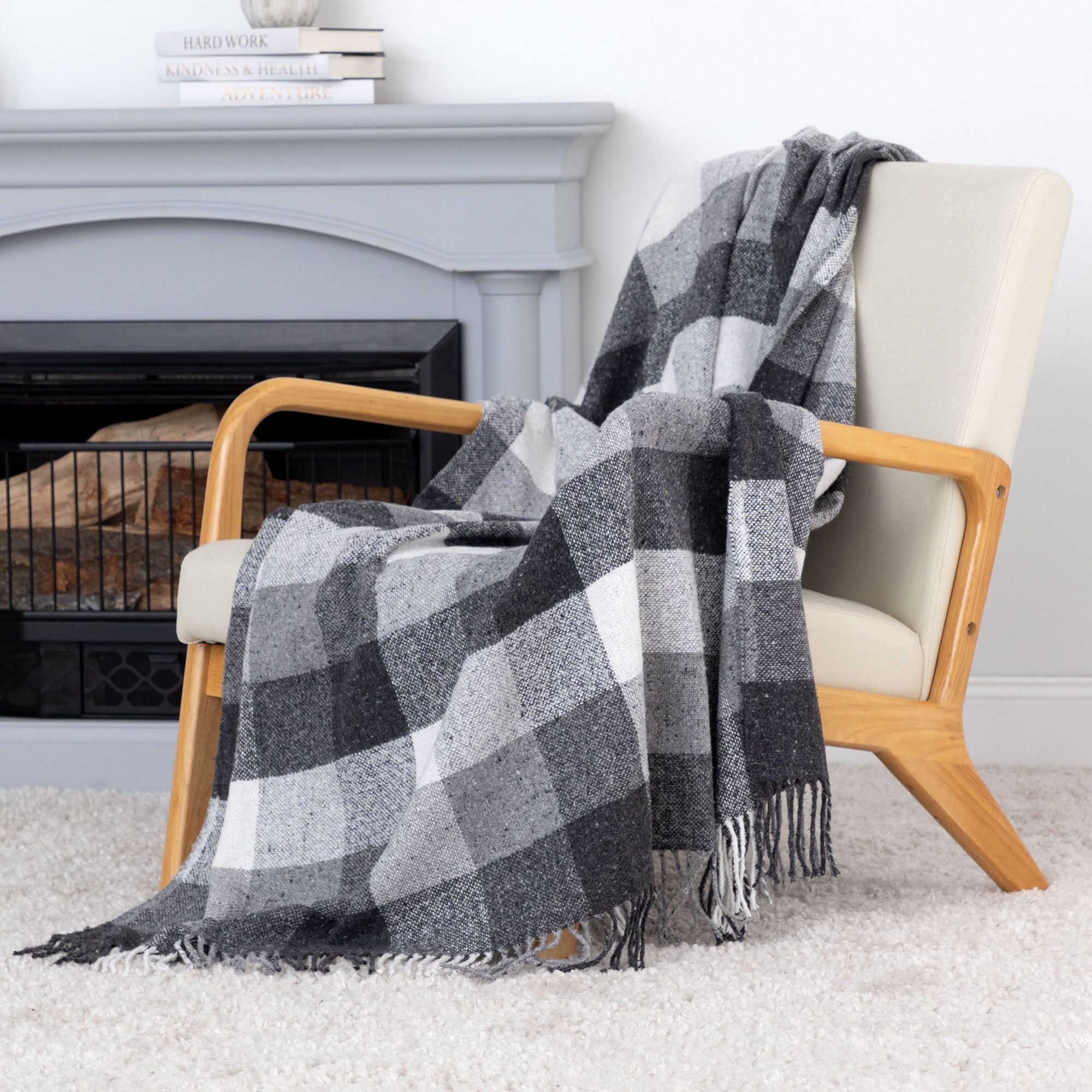 Ukrainian Wool-Blend Fringed Throw Blanket、mySite、camillekostekn