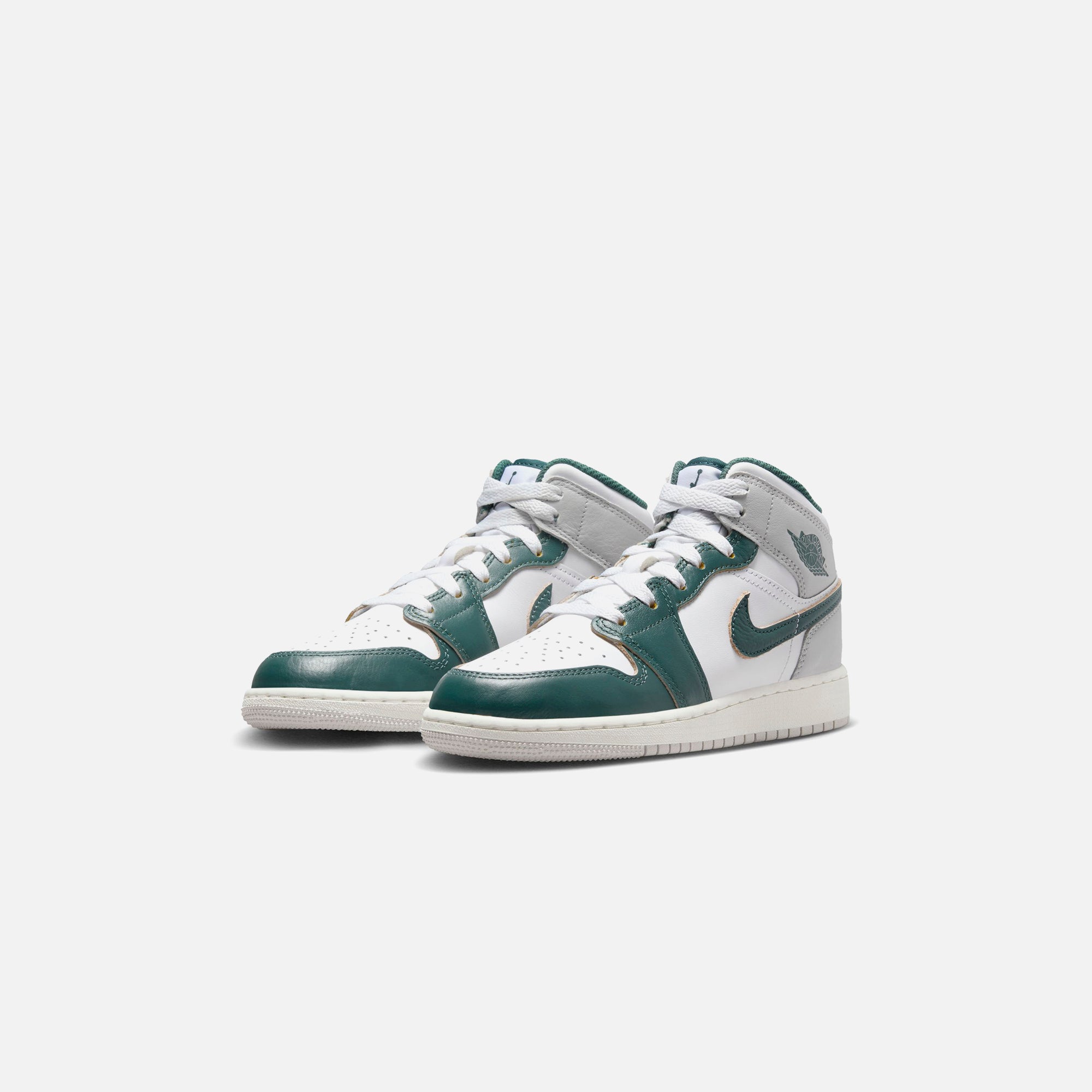 {product_title} - {shop_name}