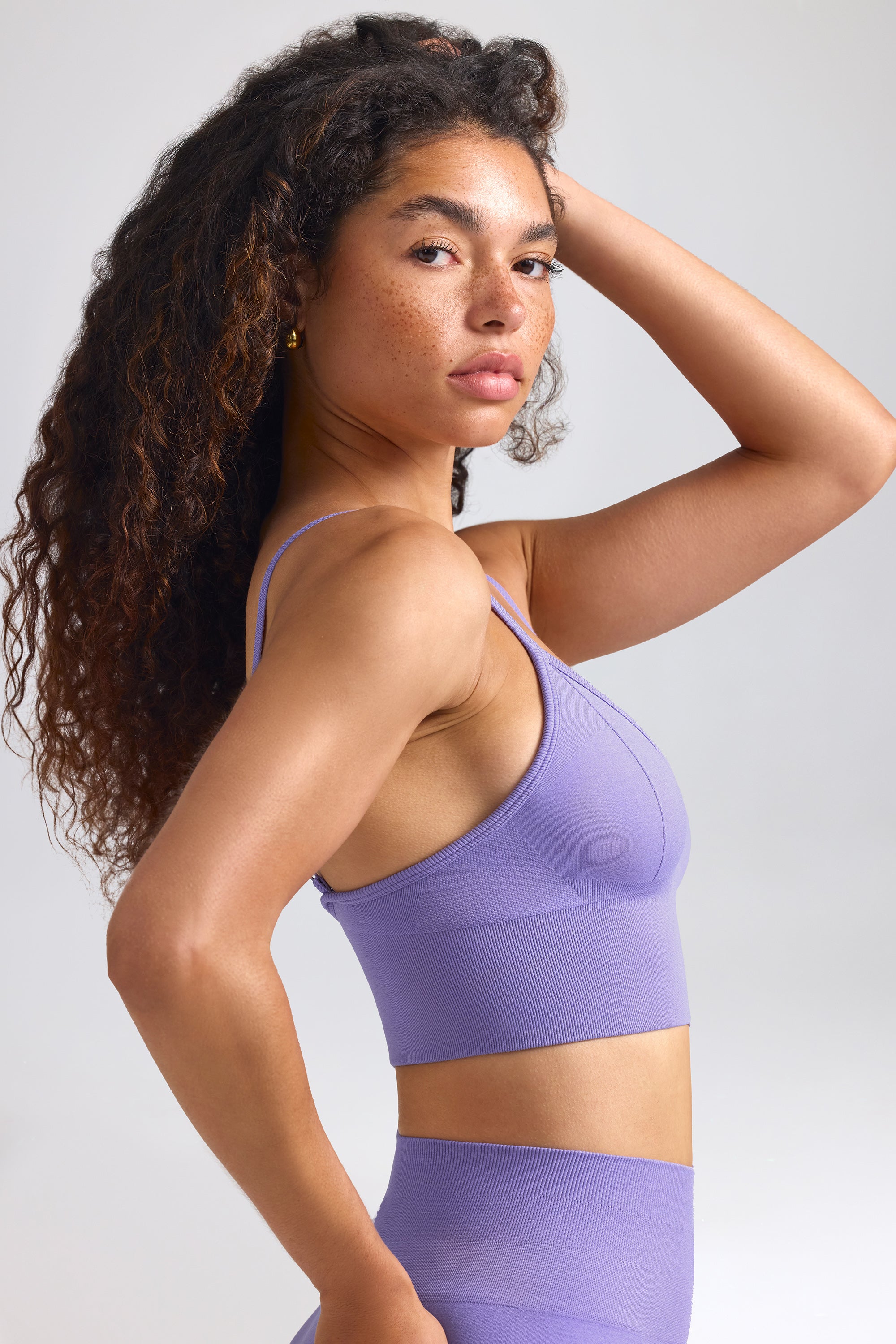 Define Luxe V-Neck Sports Bra in Purple、mySite、solidvoid