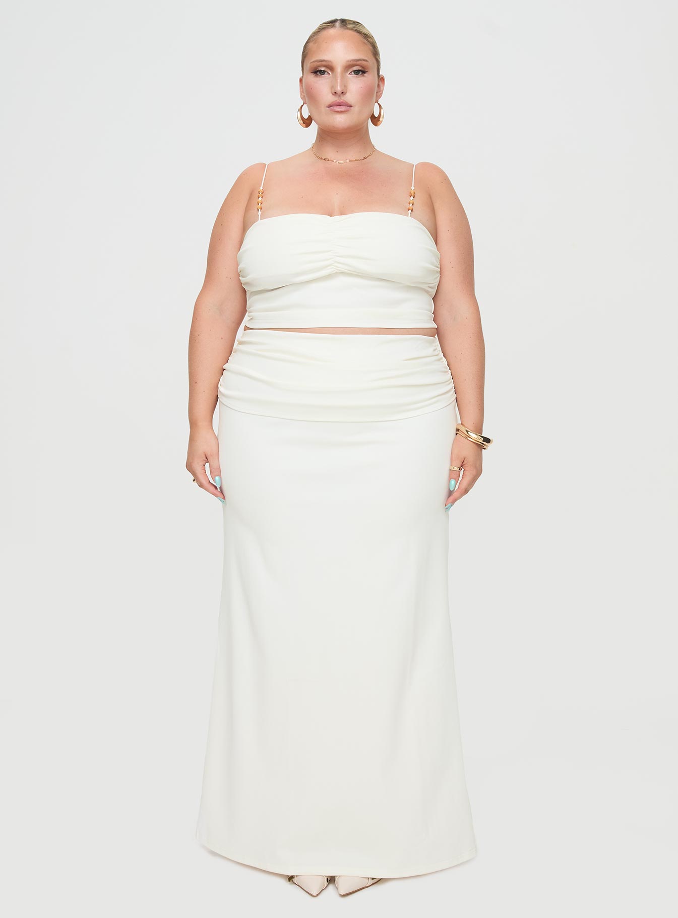 Make Believe Set Cream Curve、mySite、solidvoid