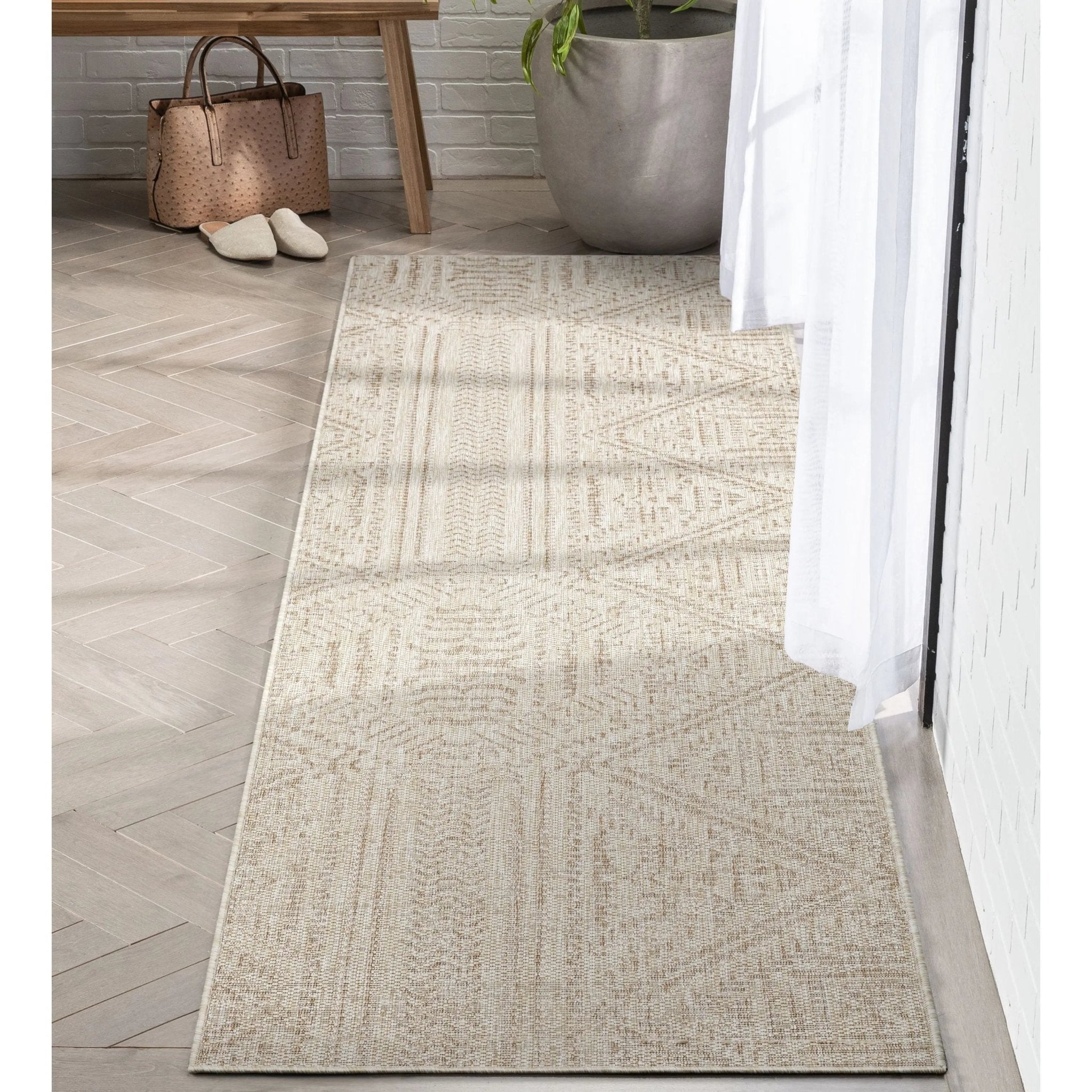 Khalo Tribal Indoor/Outdoor Beige Flat-Weave 5'3 x 7'3 Rug、mySite、gigharbornorthrealestate