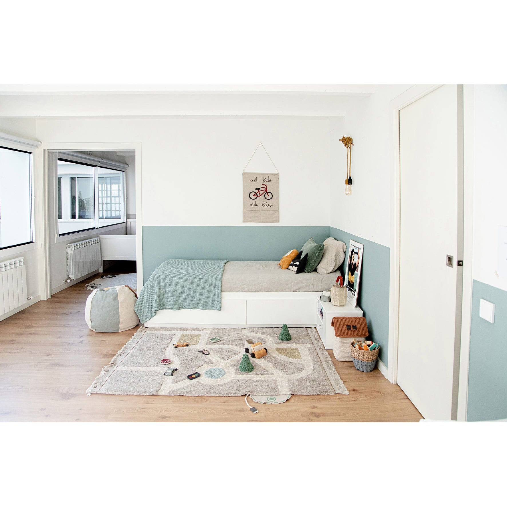 Eco-City Ball Pouf、mySite、gigharbornorthrealestate