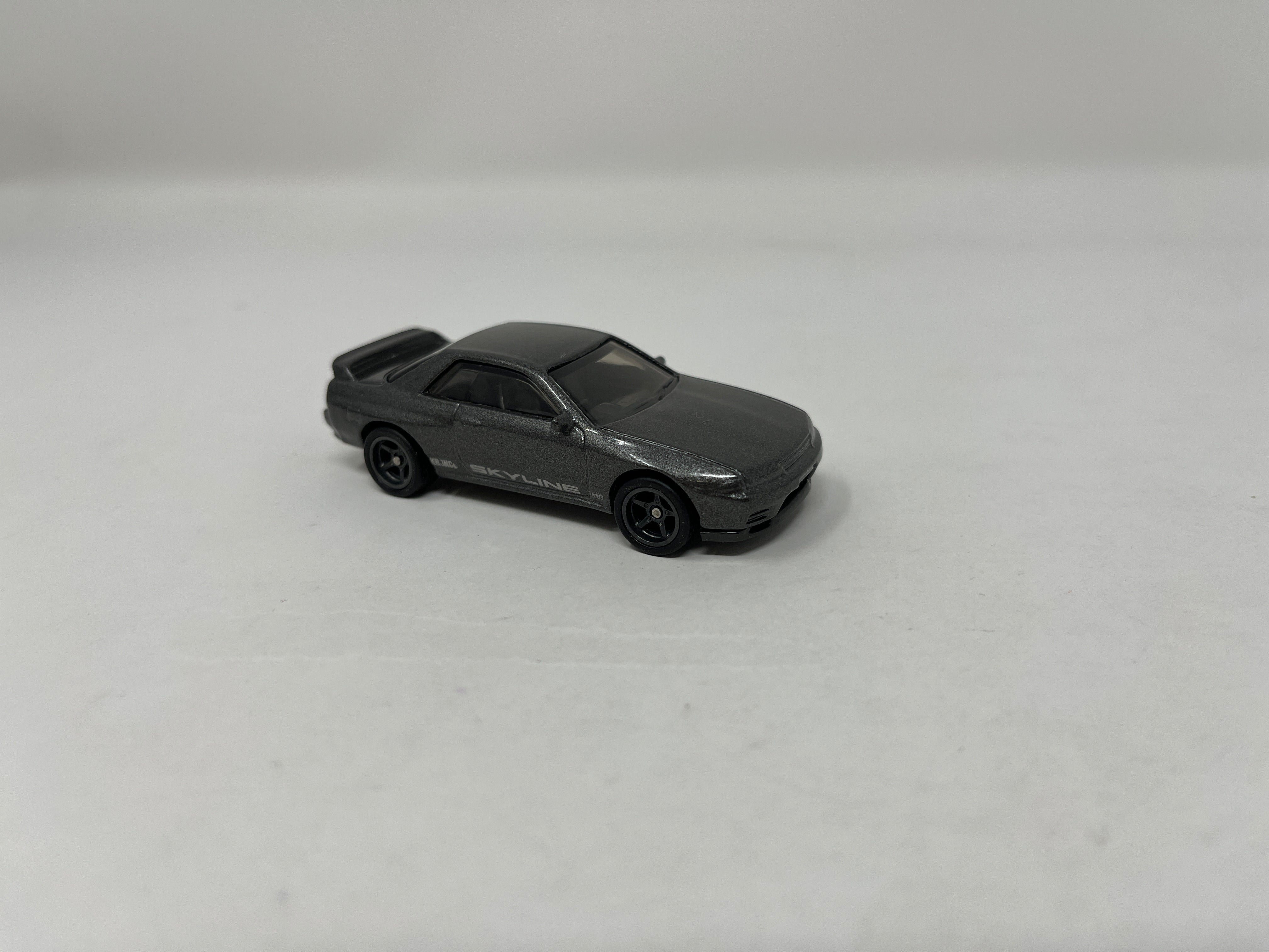 Nissan Skyline GT-R R32 * Hot Wheels 1:64 scale Custom Build w/ Rubber Tires、mySite、hgirdovlk