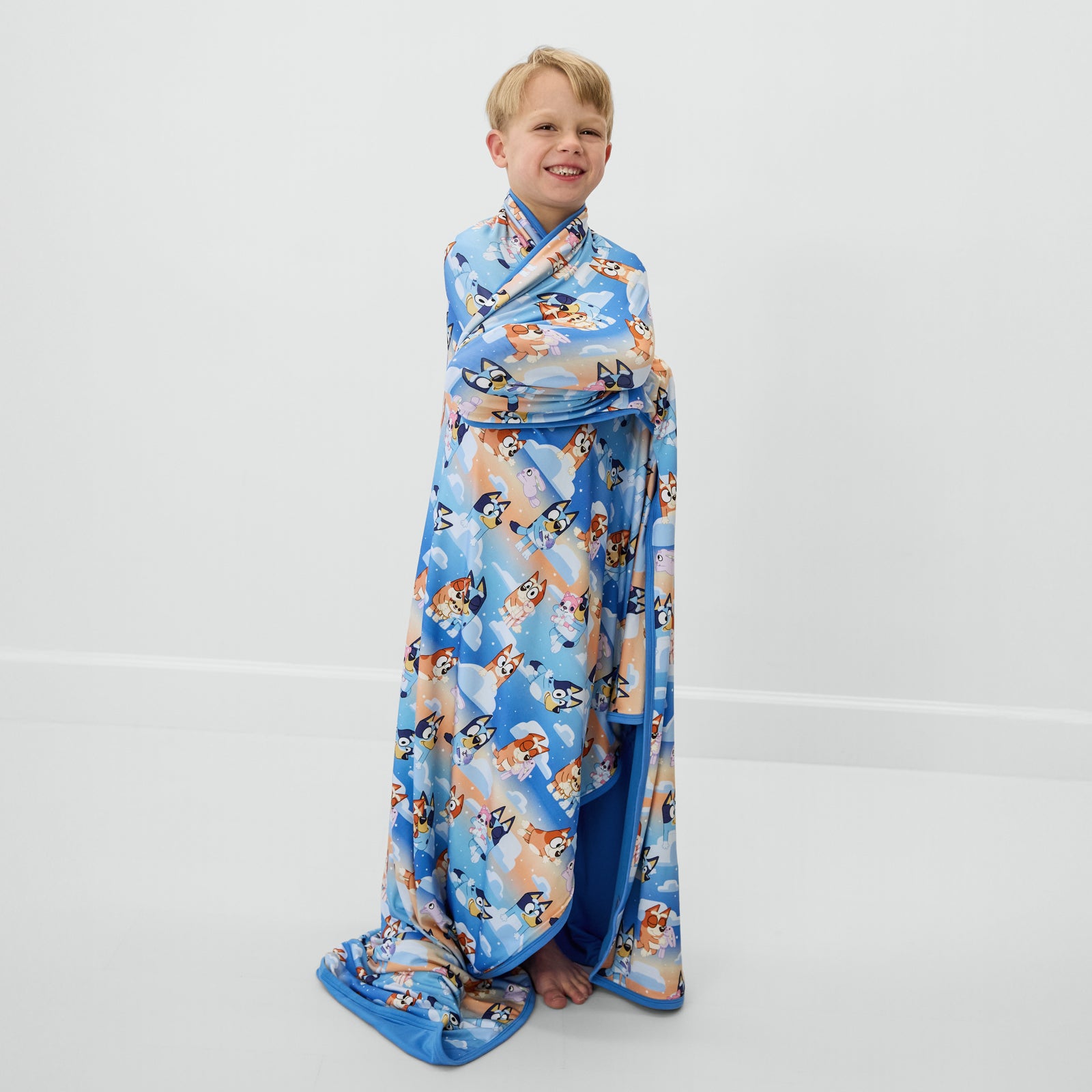 Bluey Blue Sleepytime Large Cloud Blanket®、mySite、g9winljtr