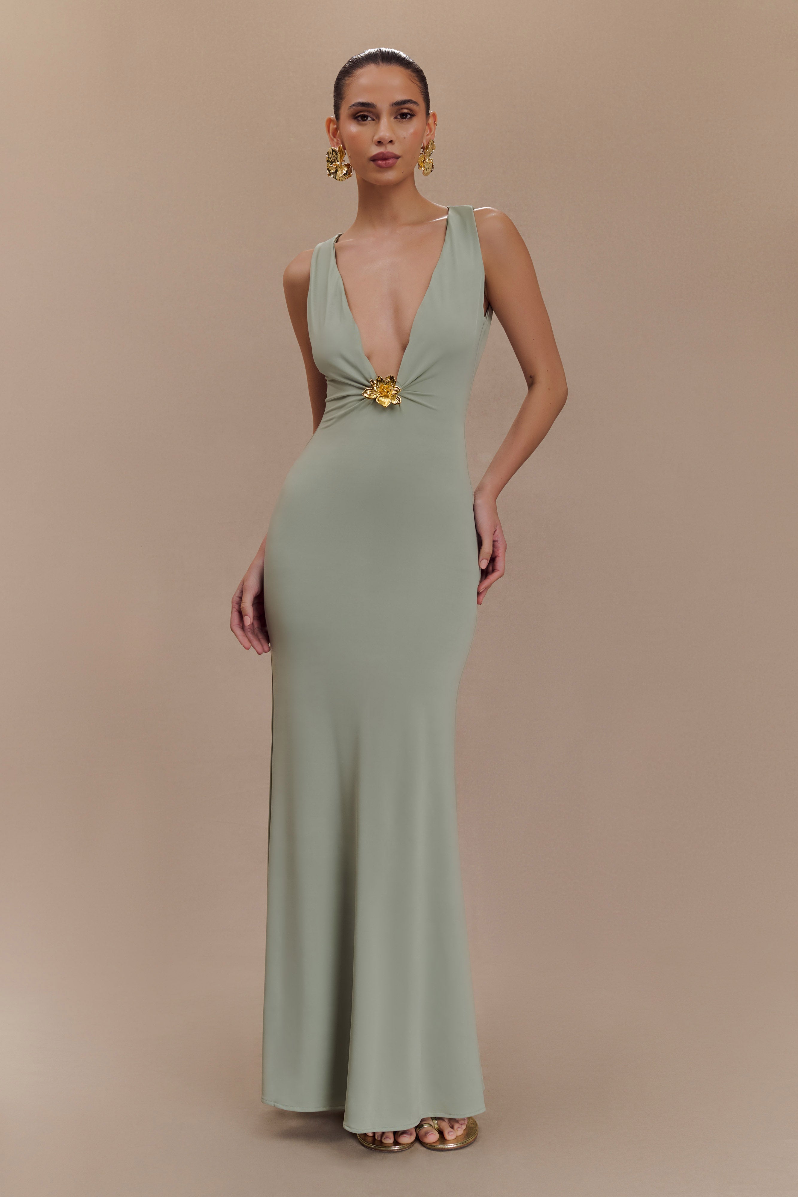 Beck Plunge Maxi Dress With Floral Hardware - Basil、mySite、solidvoid
