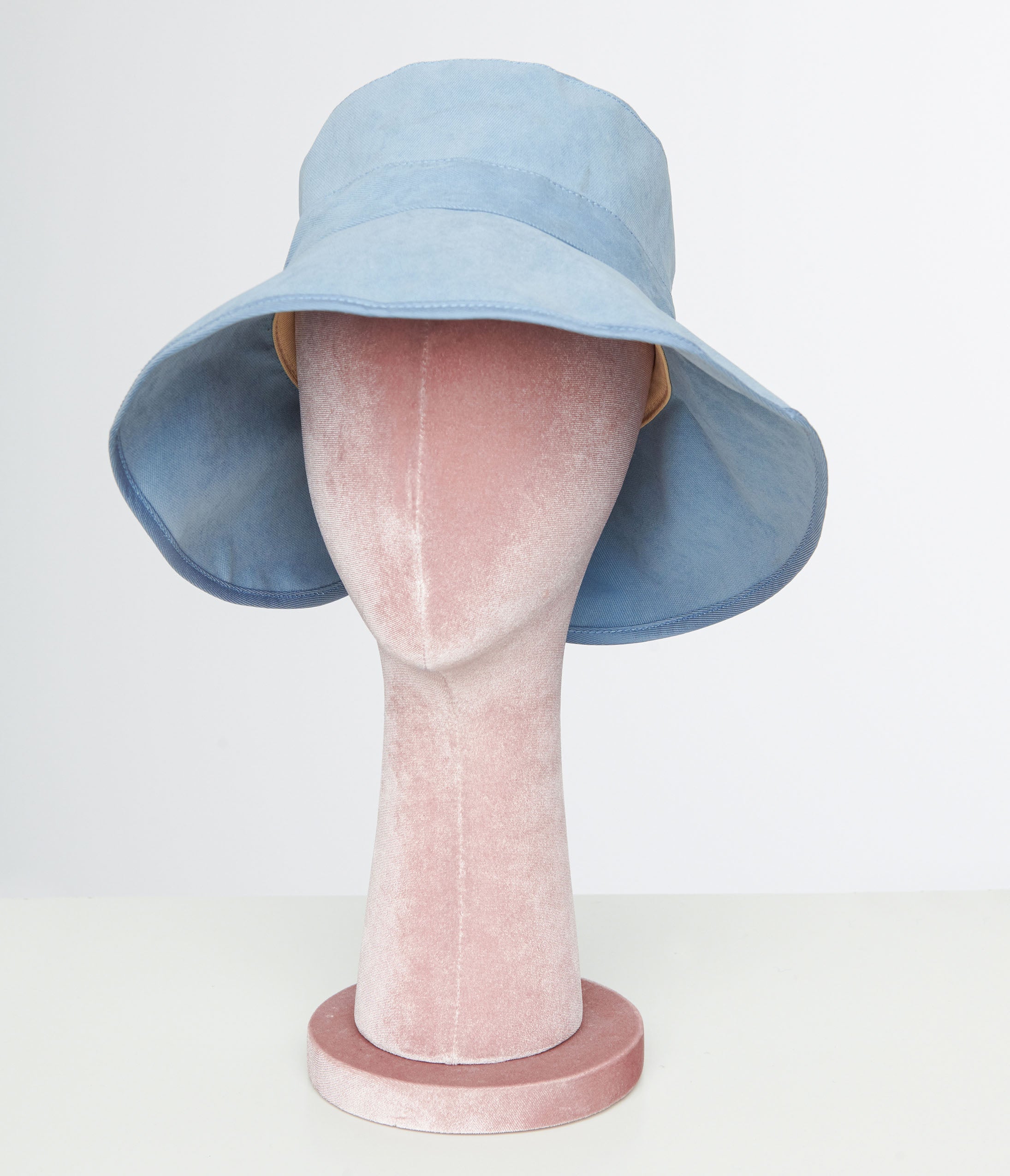 {product_title} - {shop_name}