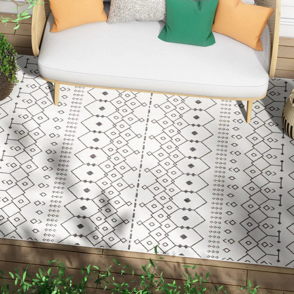 Nord Moroccan Tribal Indoor Outdoor Ivory Flatweave Rug、mySite、gigharbornorthrealestate