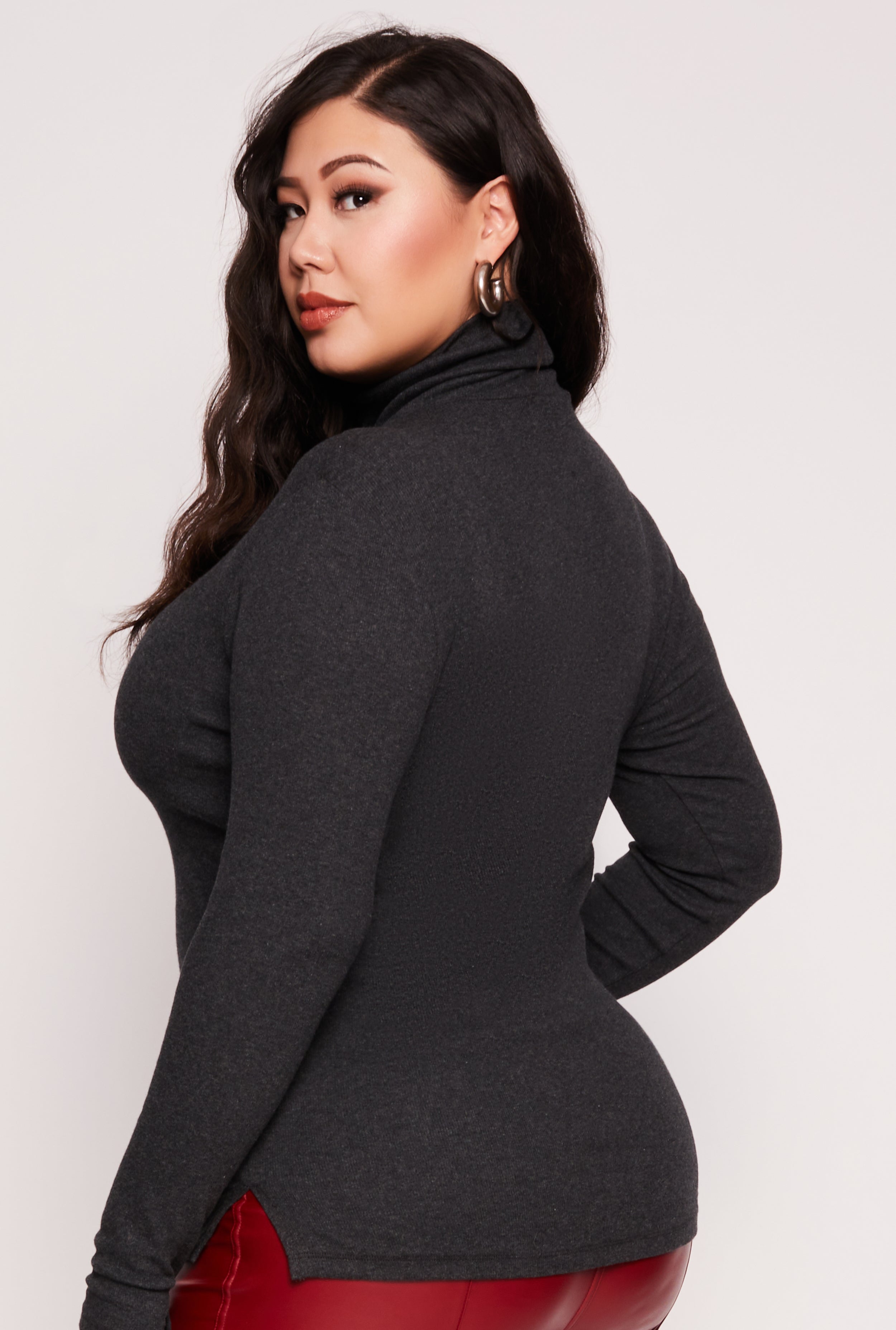 Plus Size Ribbed Knit Long Sleeve Turtleneck Top、mySite、camillekostekn