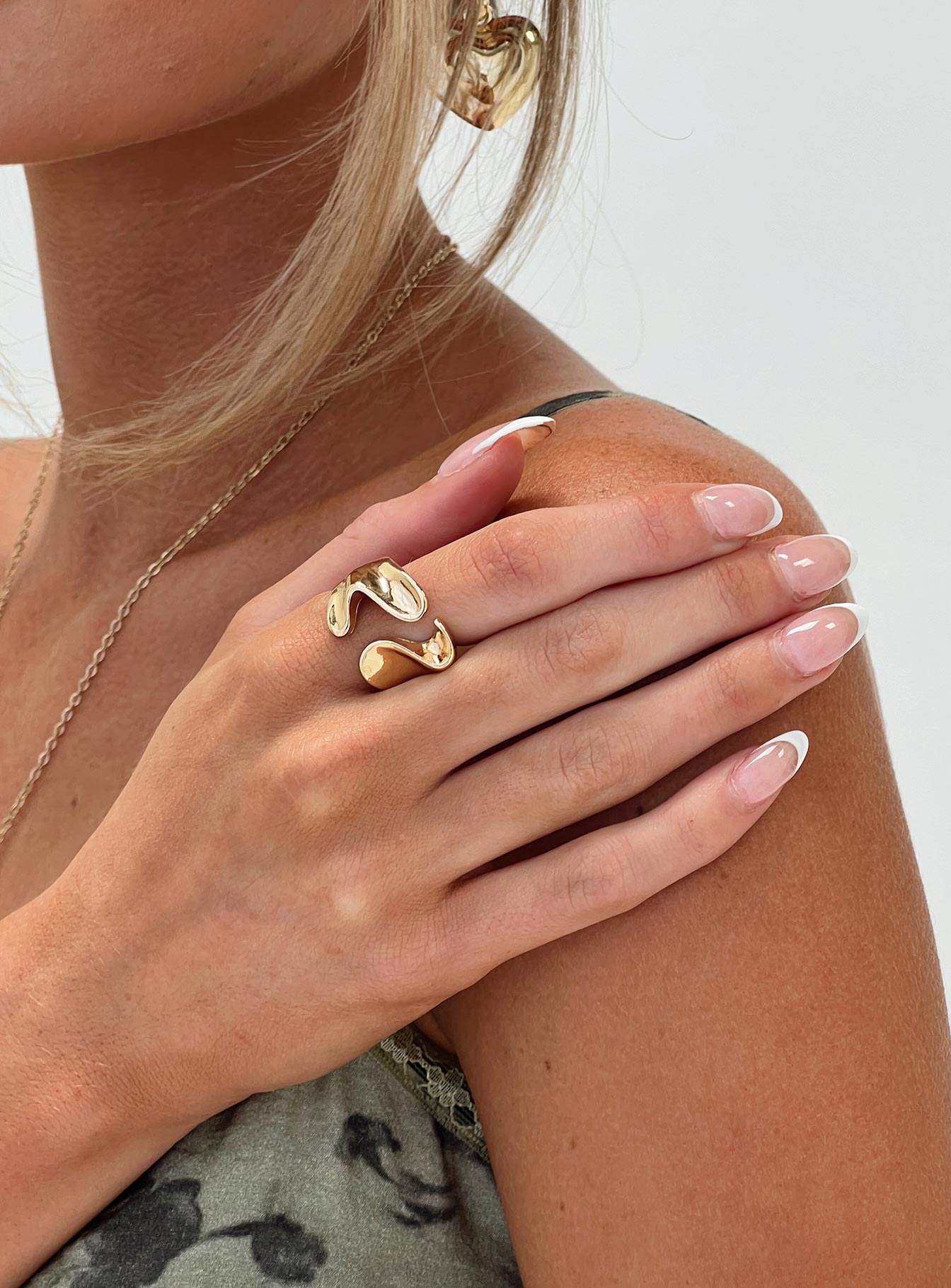 Clanton Ring Gold、mySite、solidvoid