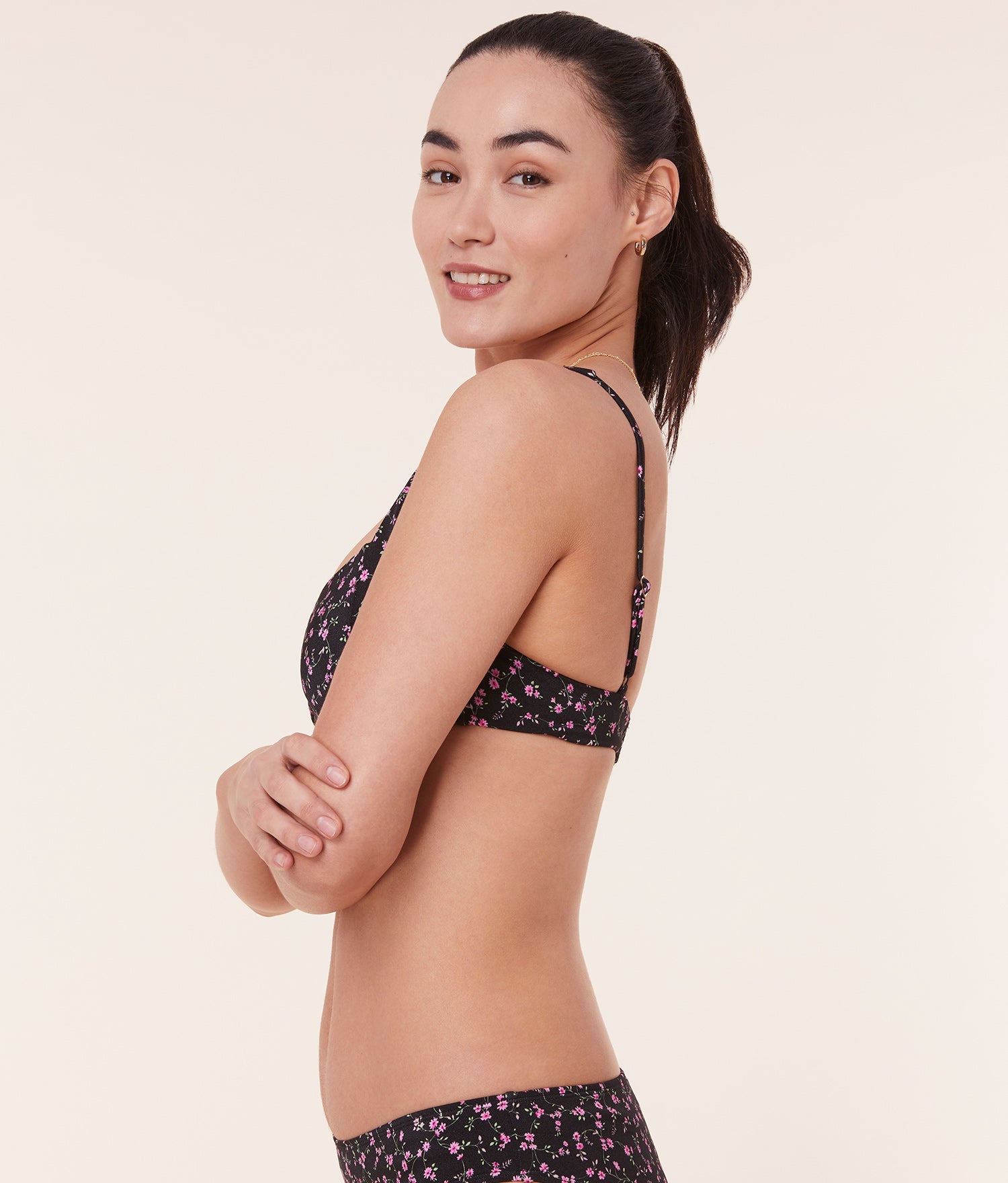  The Nadi Bikini Top - Satin - Black Ditsy Bloom、mySite、ashleygrahame