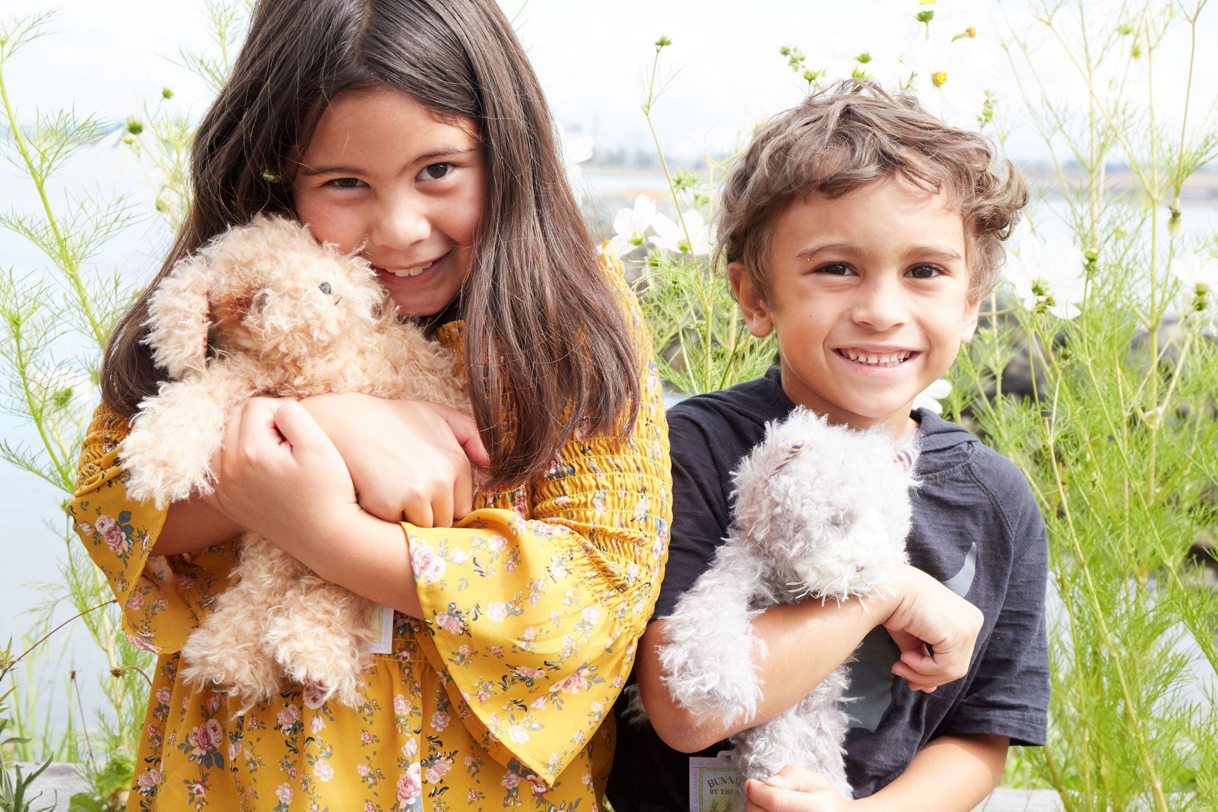 RETIRED - Puppy Love - Limited Edition、mySite、g9winljtr