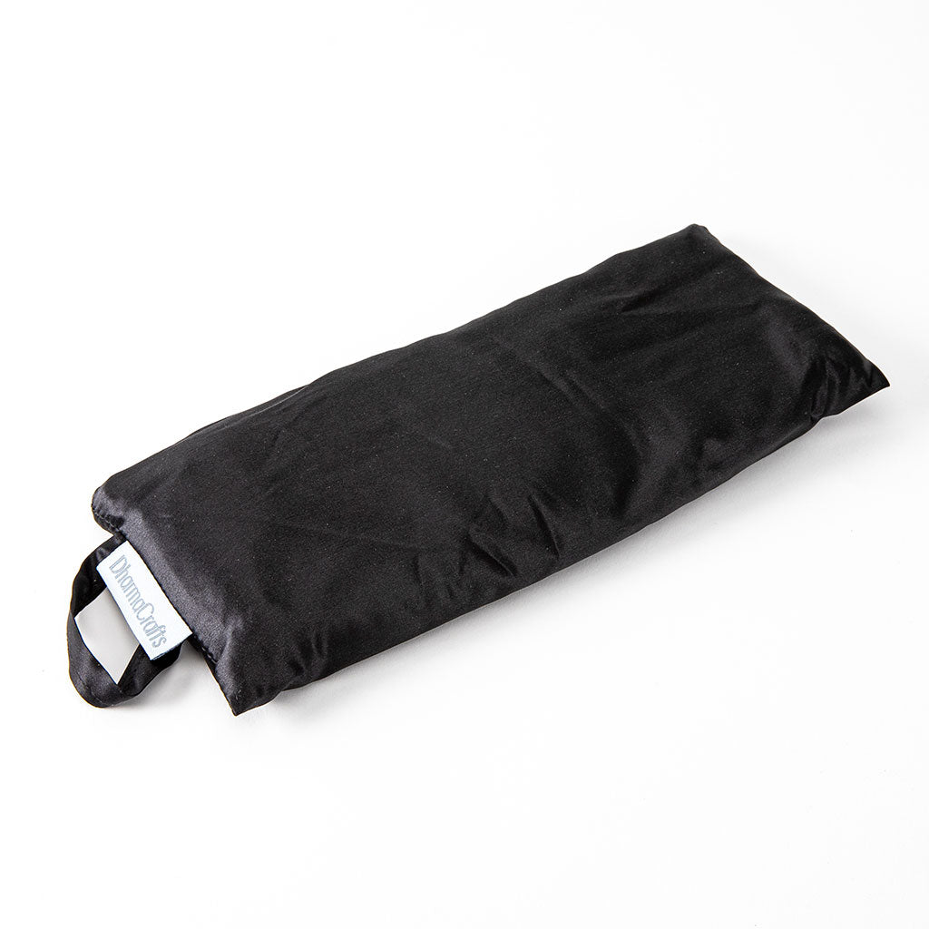 Silk Yoga Eye Pillow in Black、mySite、topwebapps