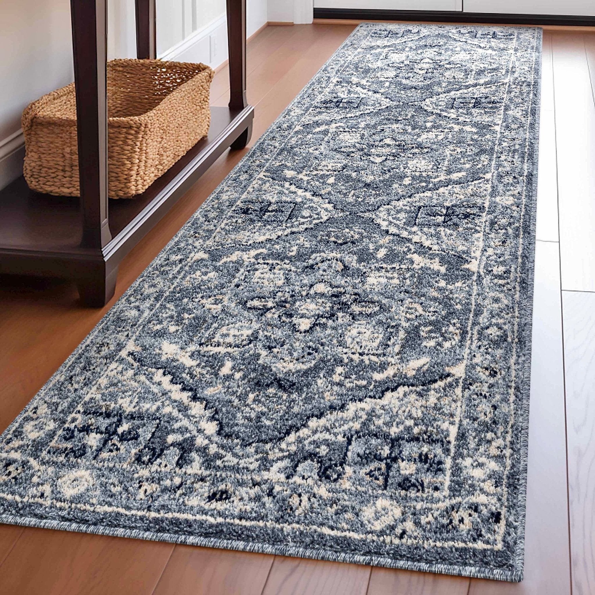 Camilla Vintage Medallion Oriental Rug For Living Room, Bedroom, and Dining Room、mySite、gigharbornorthrealestate