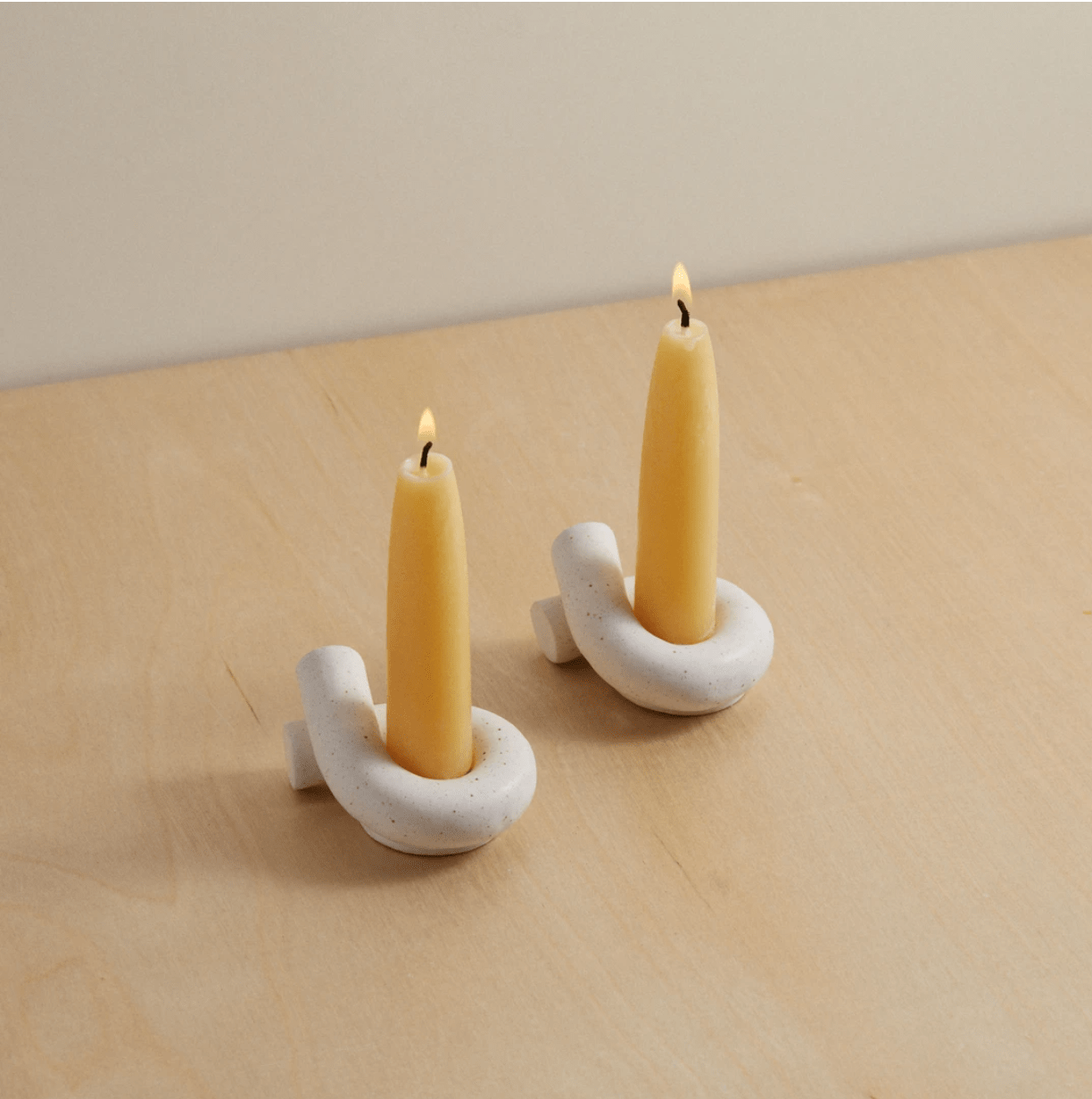 Judaica Standard Time x Debbie Carlos Shabbat Candlesticks - Oatmeal、mySite、topwebapps