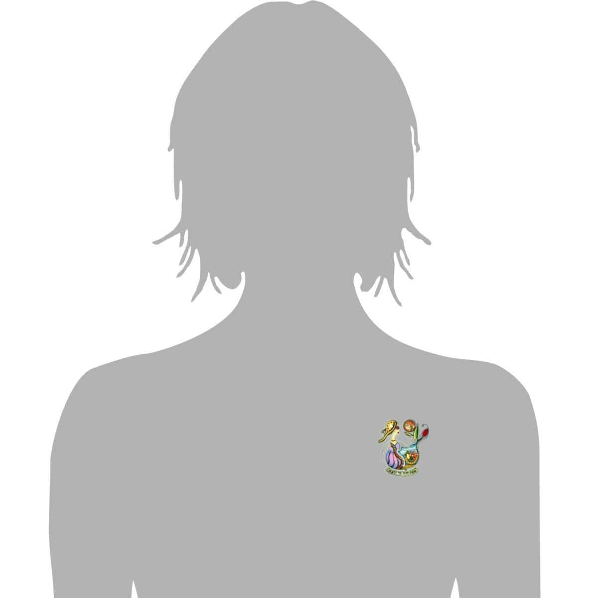 Seeka Woman of Valor Pin、mySite、topwebapps