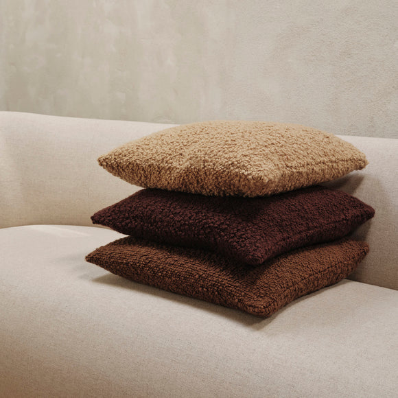  Moor Throw Pillow、mySite、sugarbowlscore