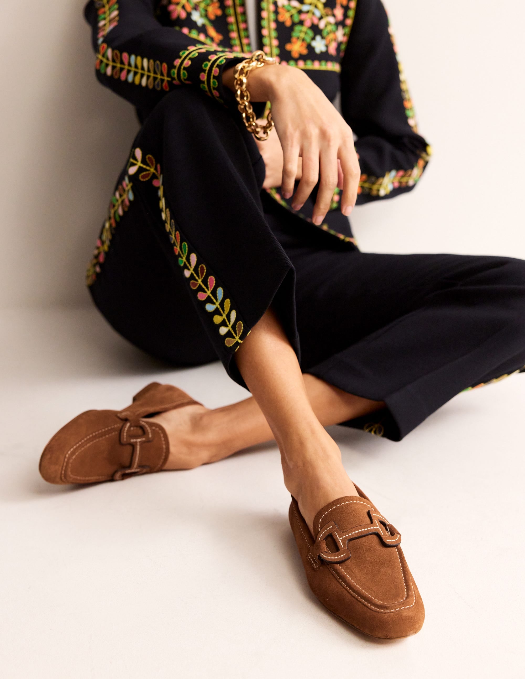  Stitched Snaffle Loafers-Golden Brown Suede、mySite、ashleygrahame