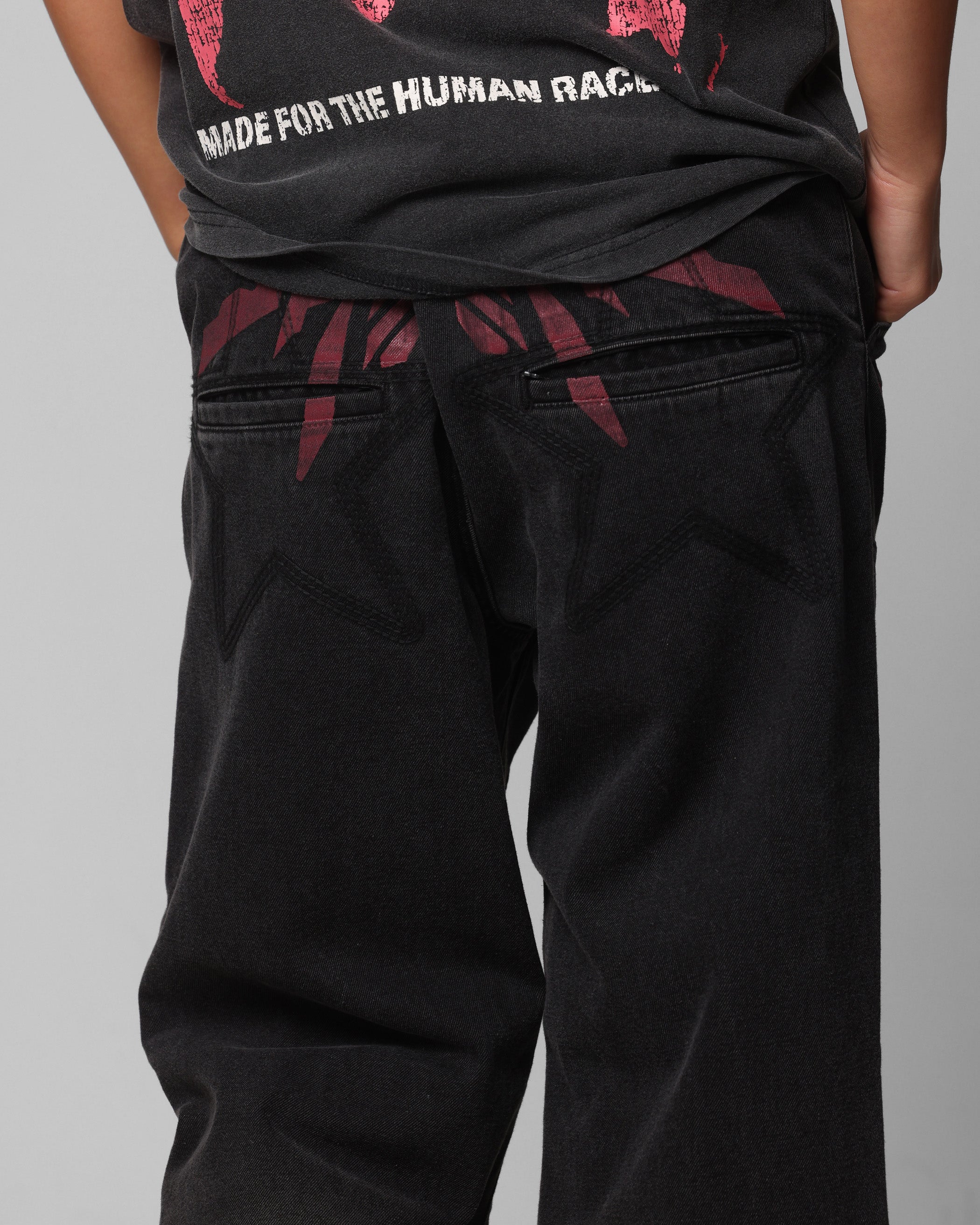 {product_title} - {shop_name}