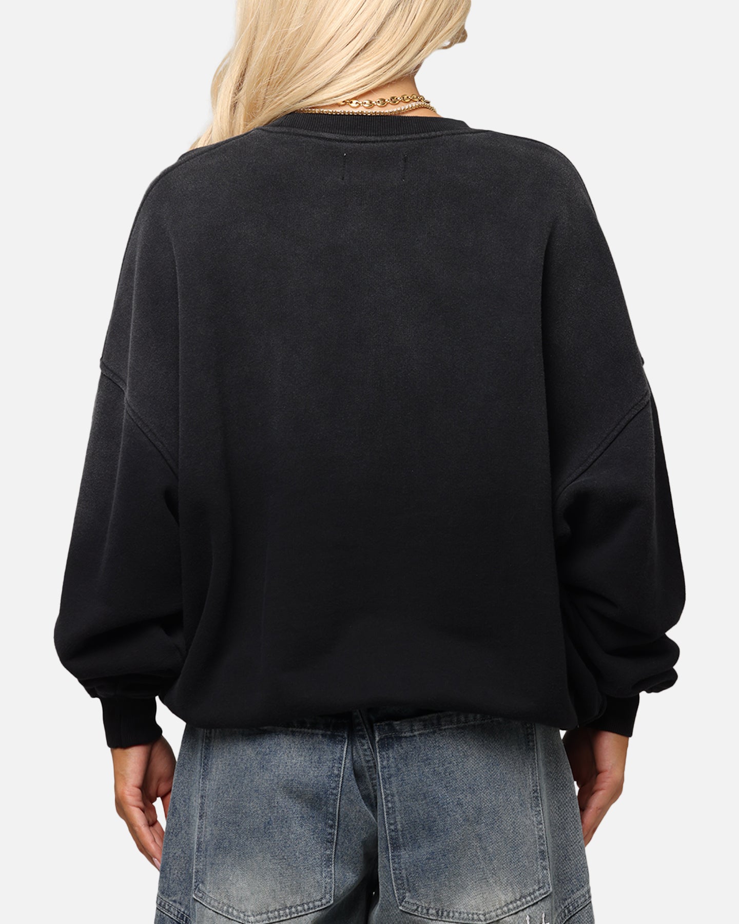 Saint Morta Spray Logo Crewneck Black、mySite、zt4zffjzw