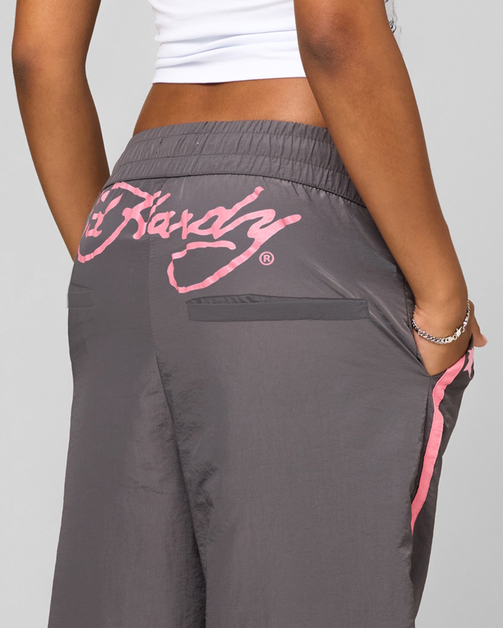 {product_title} - {shop_name}