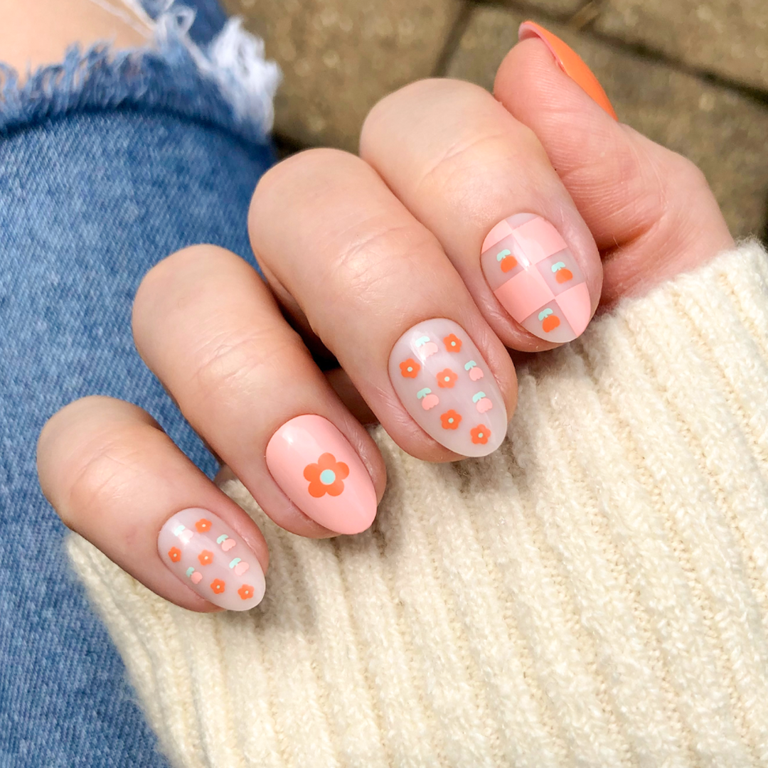 Mixed Quilt Print - Press-On | Short | Almond、mySite、solidvoid