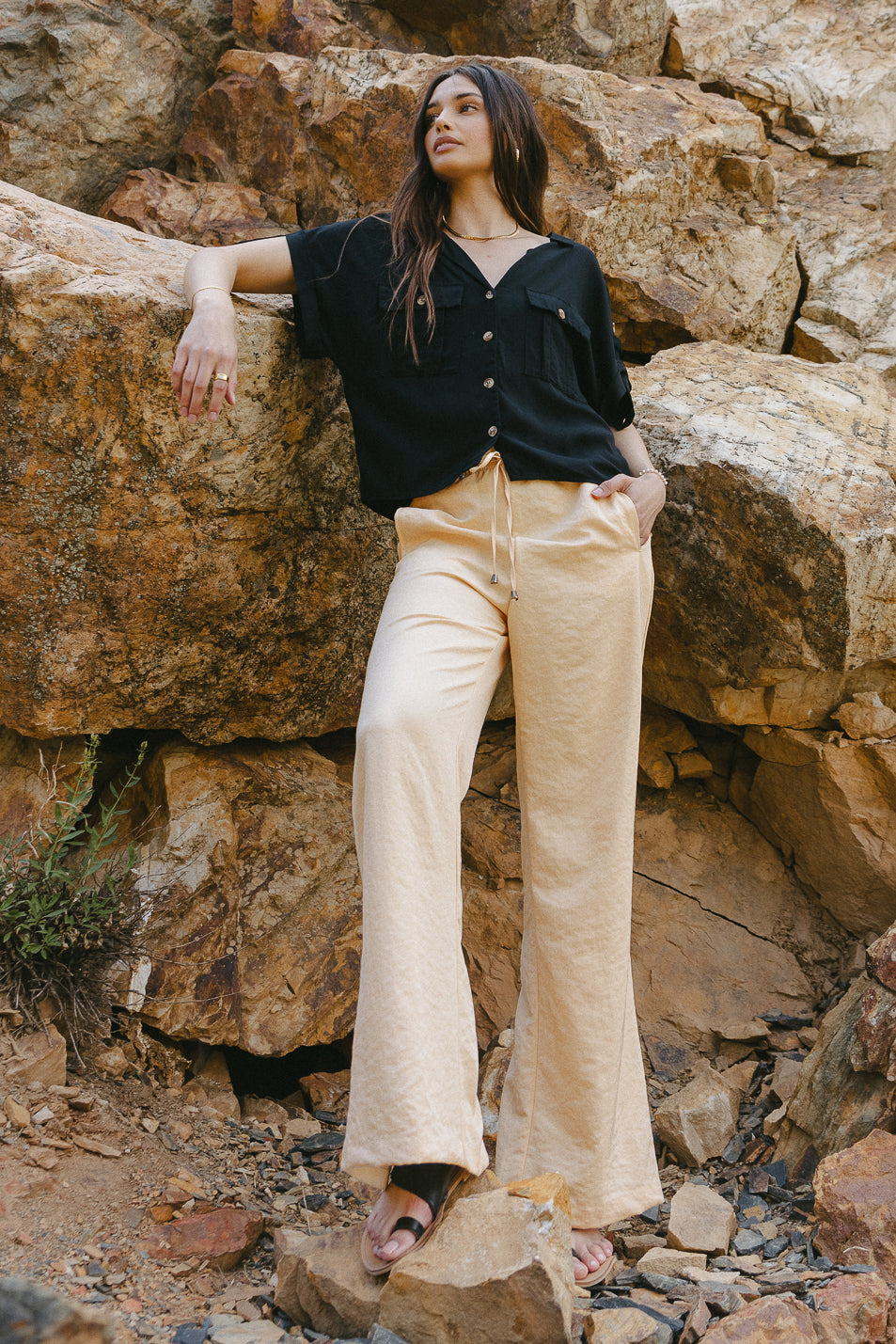 {product_title} - {shop_name}