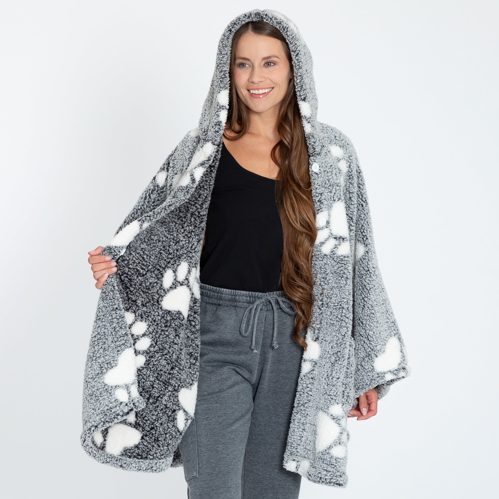 Cozy in Paws Plush Sherpa Fleece Hooded Cape with Pockets、mySite、camillekostekn