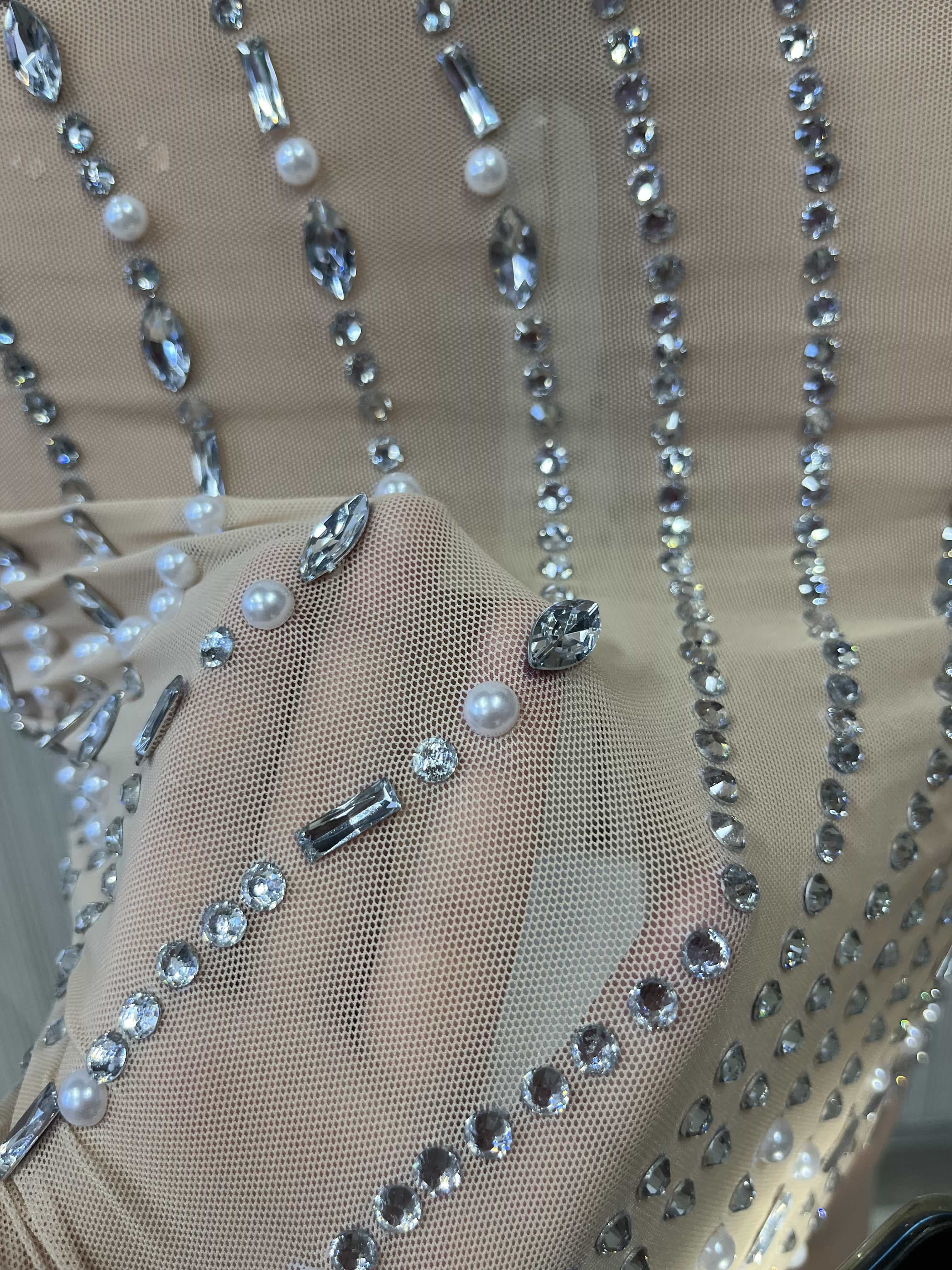 {product_title} - {shop_name}