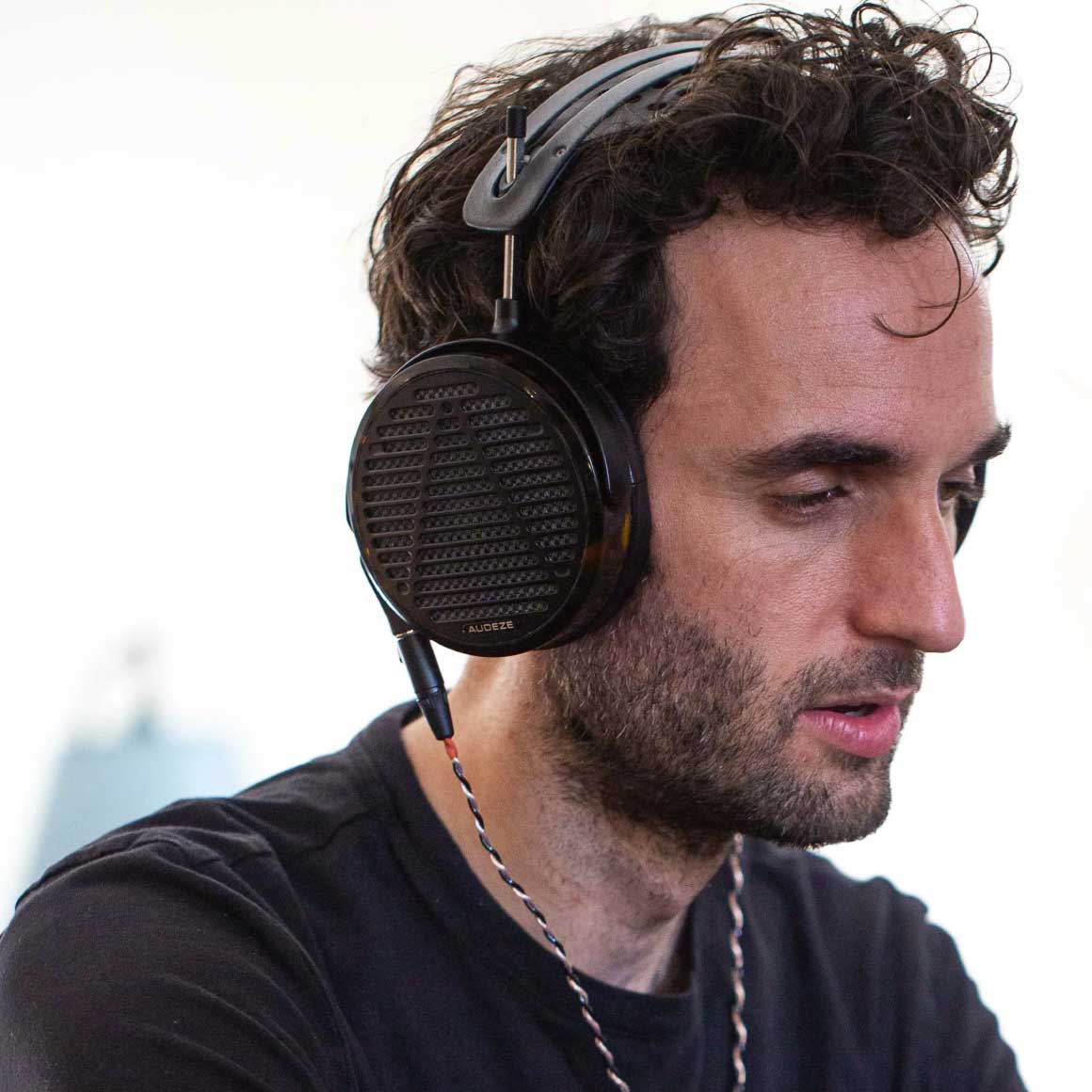  Audeze - LCD-5、mySite、merchandisen