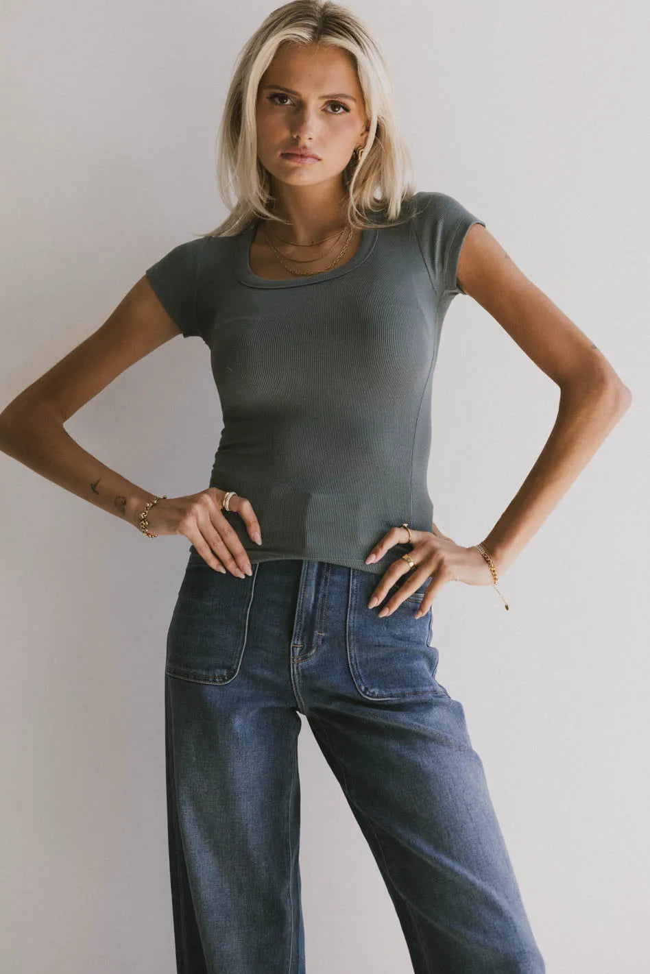 {product_title} - {shop_name}