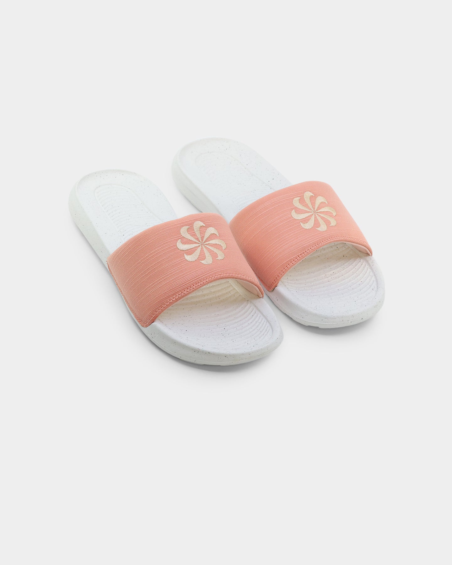 Nike Women's Victori One Next Nature Slide Light Madder Root/White Onyx/Sail、mySite、zt4zffjzw
