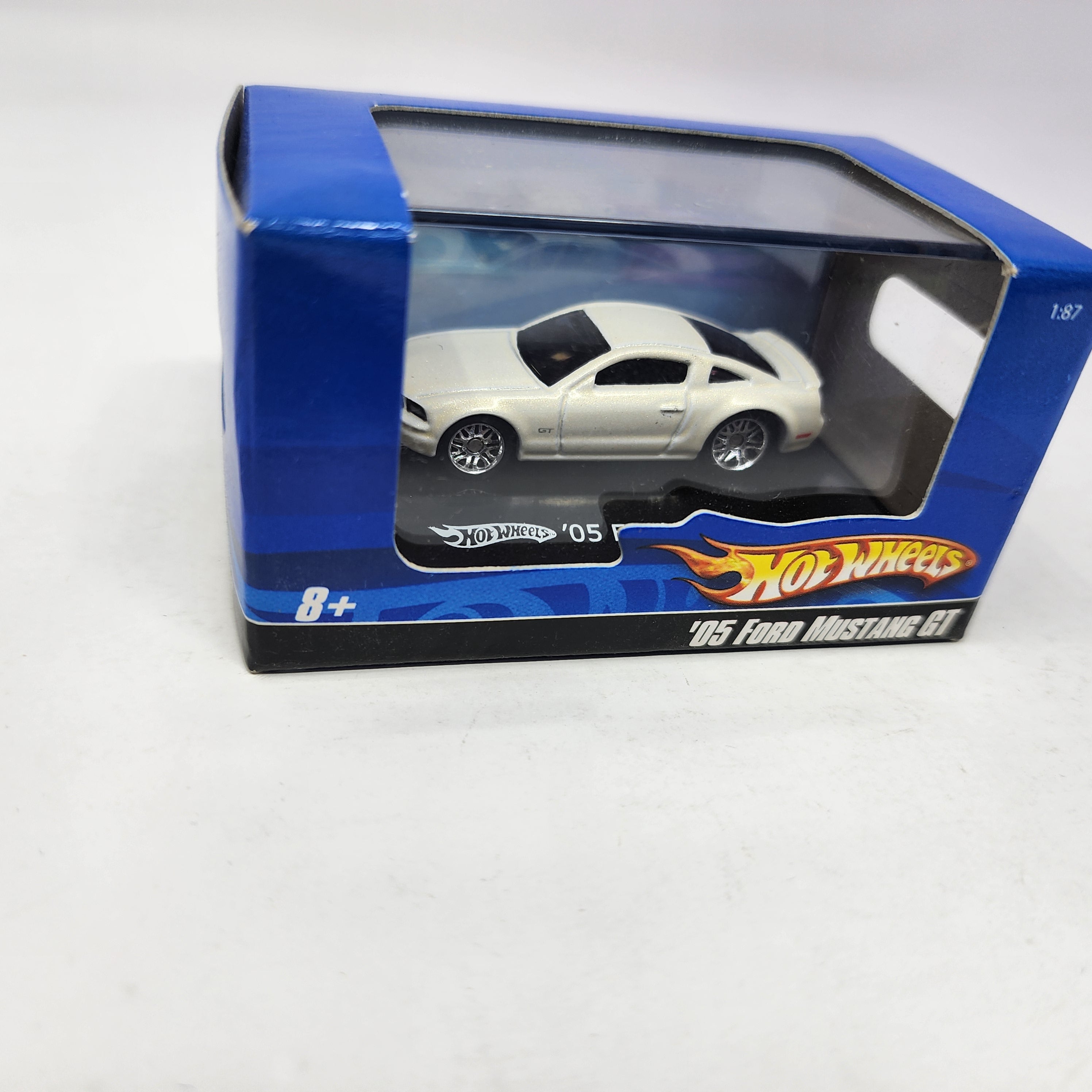 '05 Ford Mustang GT * WHITE * Hot Wheels * 1:87 Scale、mySite、hgirdovlk