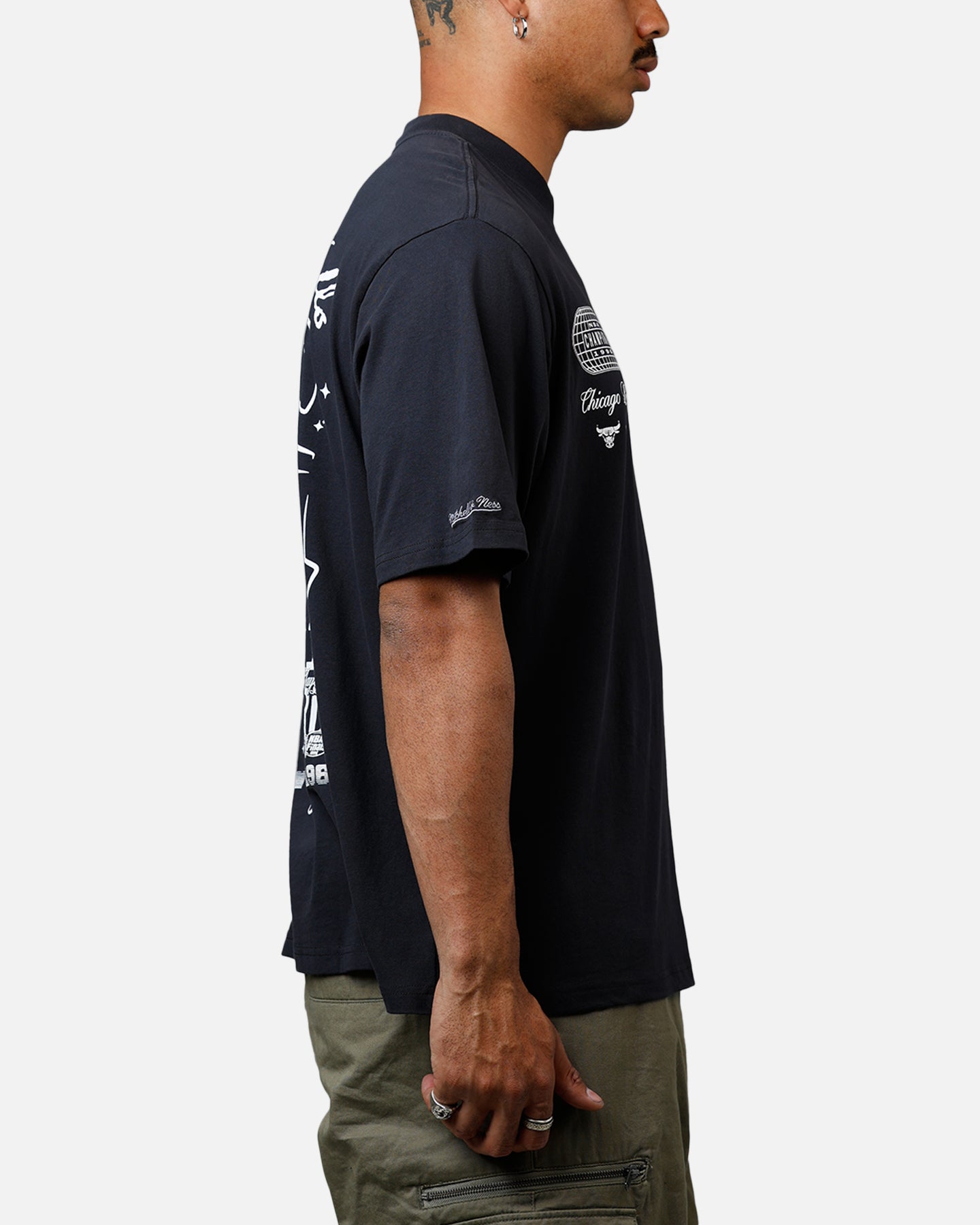 Mitchell & Ness Chicago Bulls Roll The Dice T-Shirt Overdyed Black、mySite、zt4zffjzw